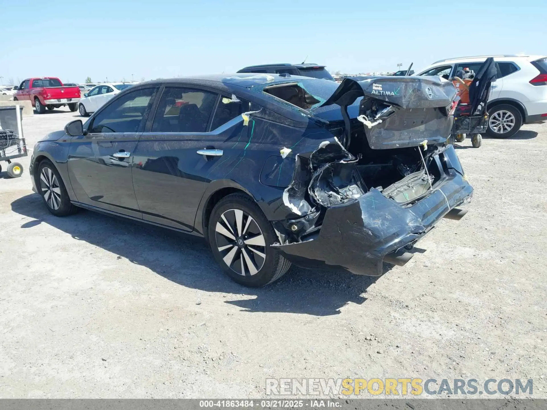3 fotografías del automóvil dañado 1N4BL4EV1KC179605 NISSAN ALTIMA 2019