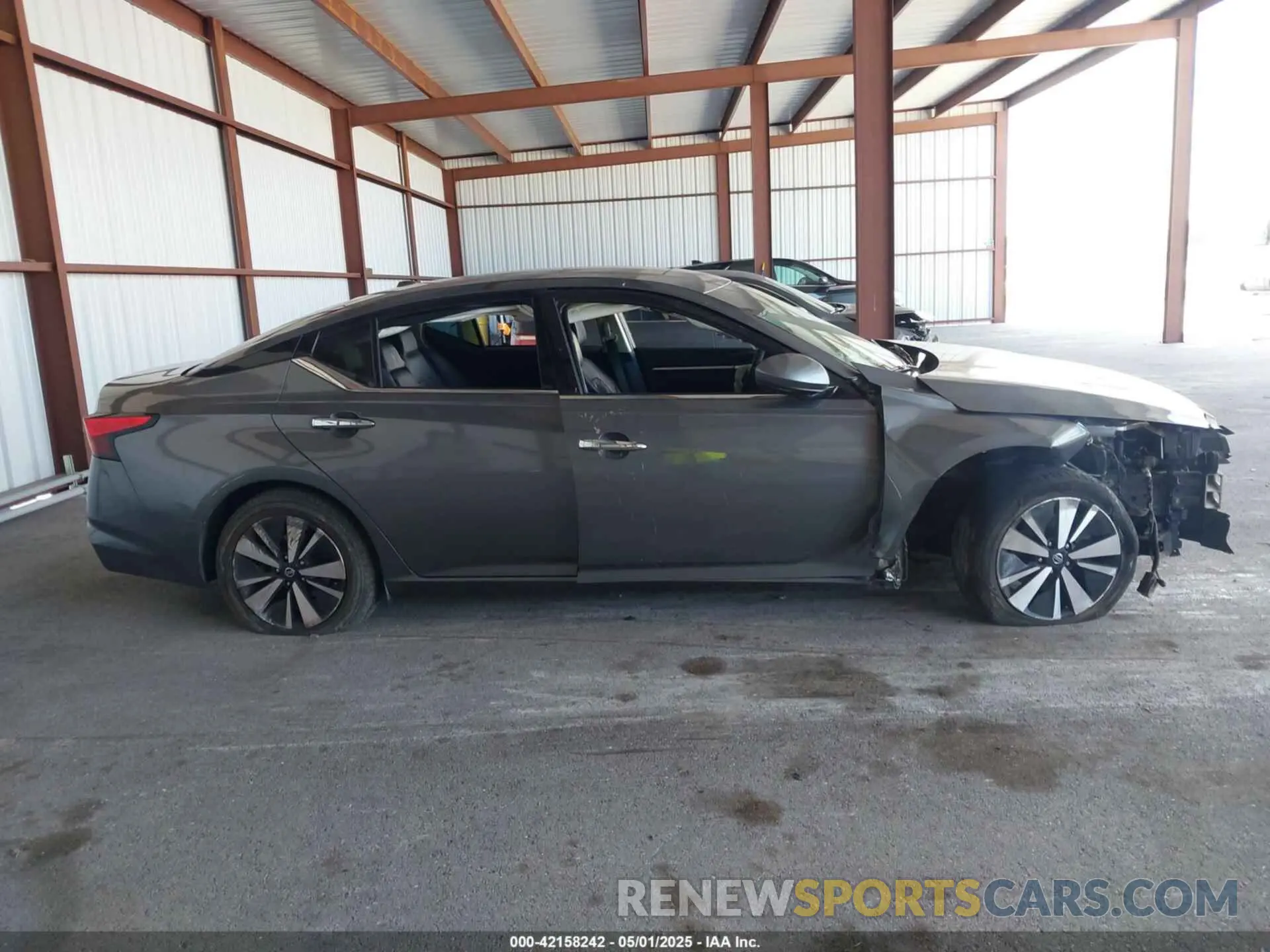 14 fotografías del automóvil dañado 1N4BL4EV1KC231069 NISSAN ALTIMA 2019