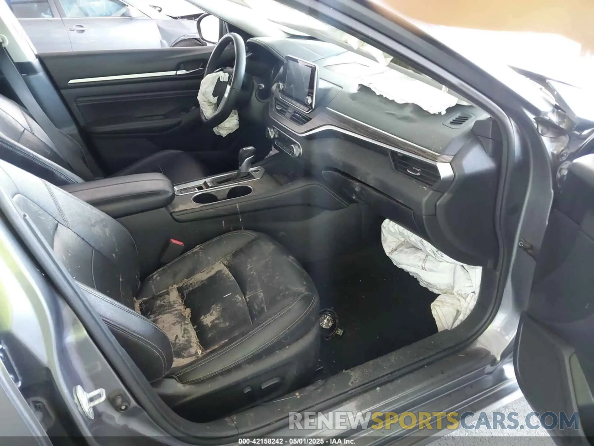 5 fotografías del automóvil dañado 1N4BL4EV1KC231069 NISSAN ALTIMA 2019