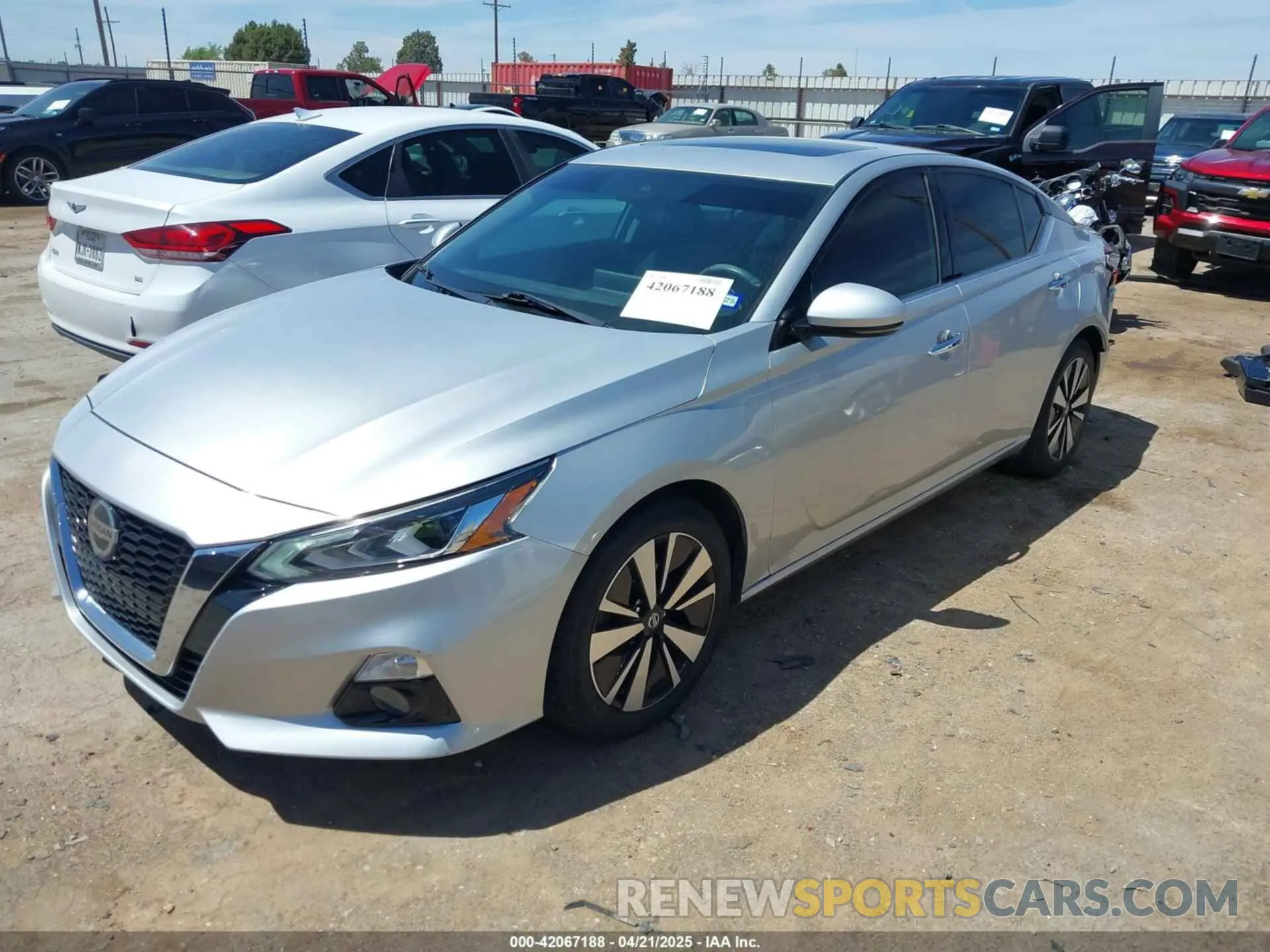2 fotografías del automóvil dañado 1N4BL4EV2KC227192 NISSAN ALTIMA 2019