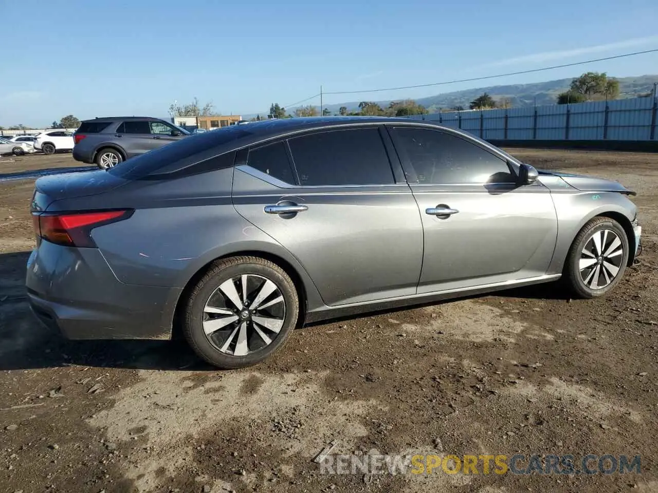 3 fotografías del automóvil dañado 1N4BL4EV2KC259477 NISSAN ALTIMA 2019