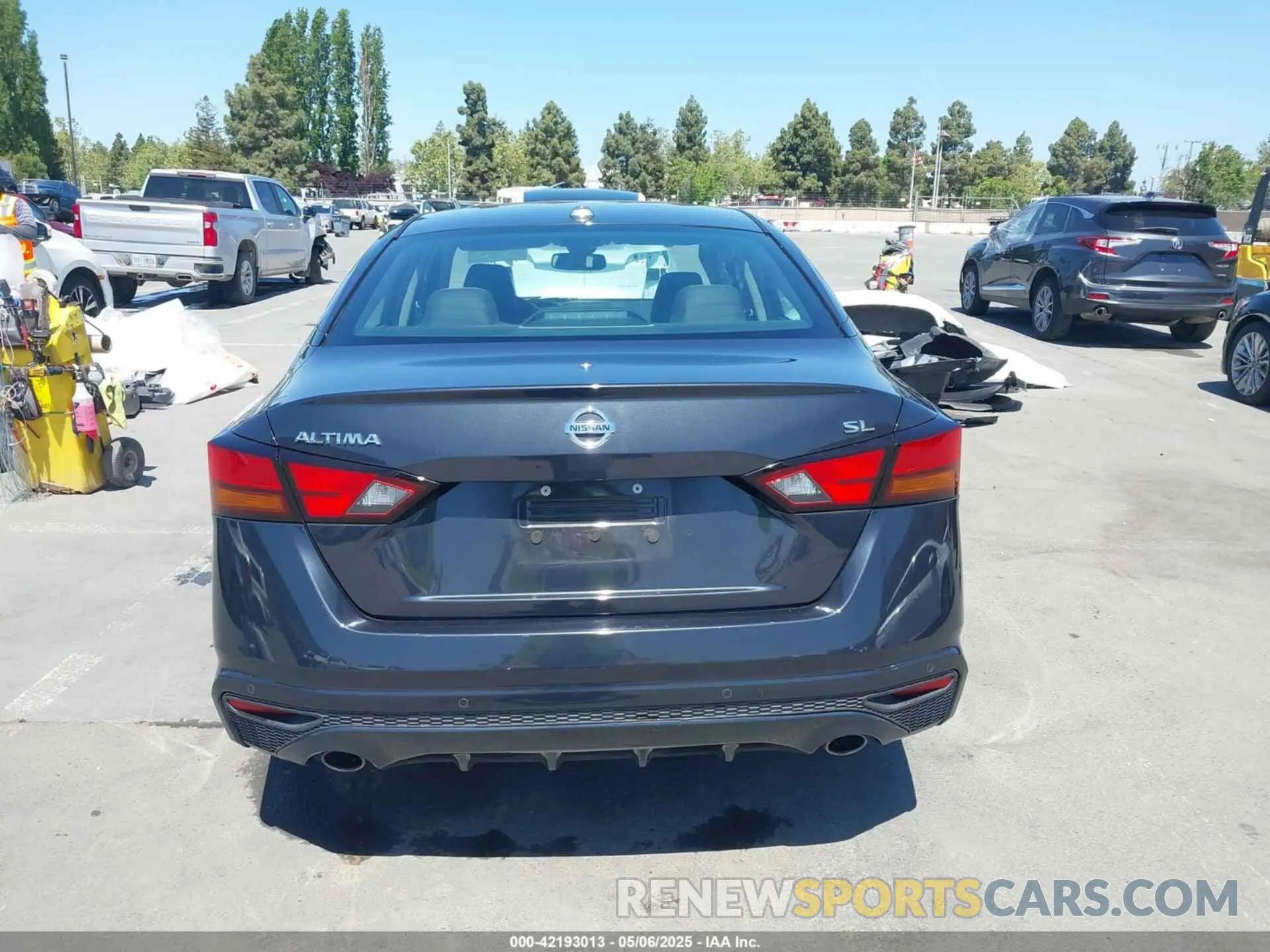 16 fotografías del automóvil dañado 1N4BL4EV3KC129191 NISSAN ALTIMA 2019