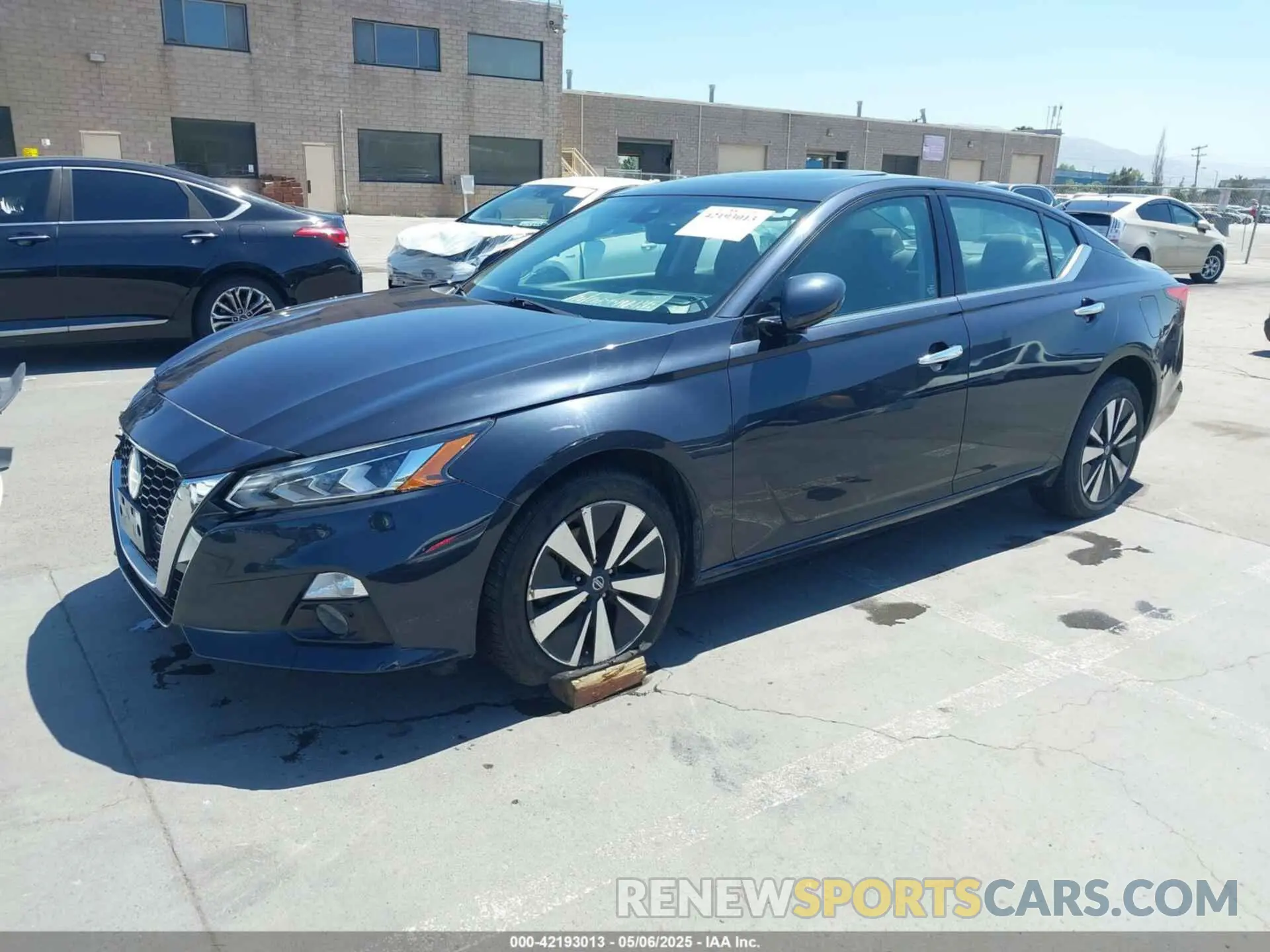 2 fotografías del automóvil dañado 1N4BL4EV3KC129191 NISSAN ALTIMA 2019