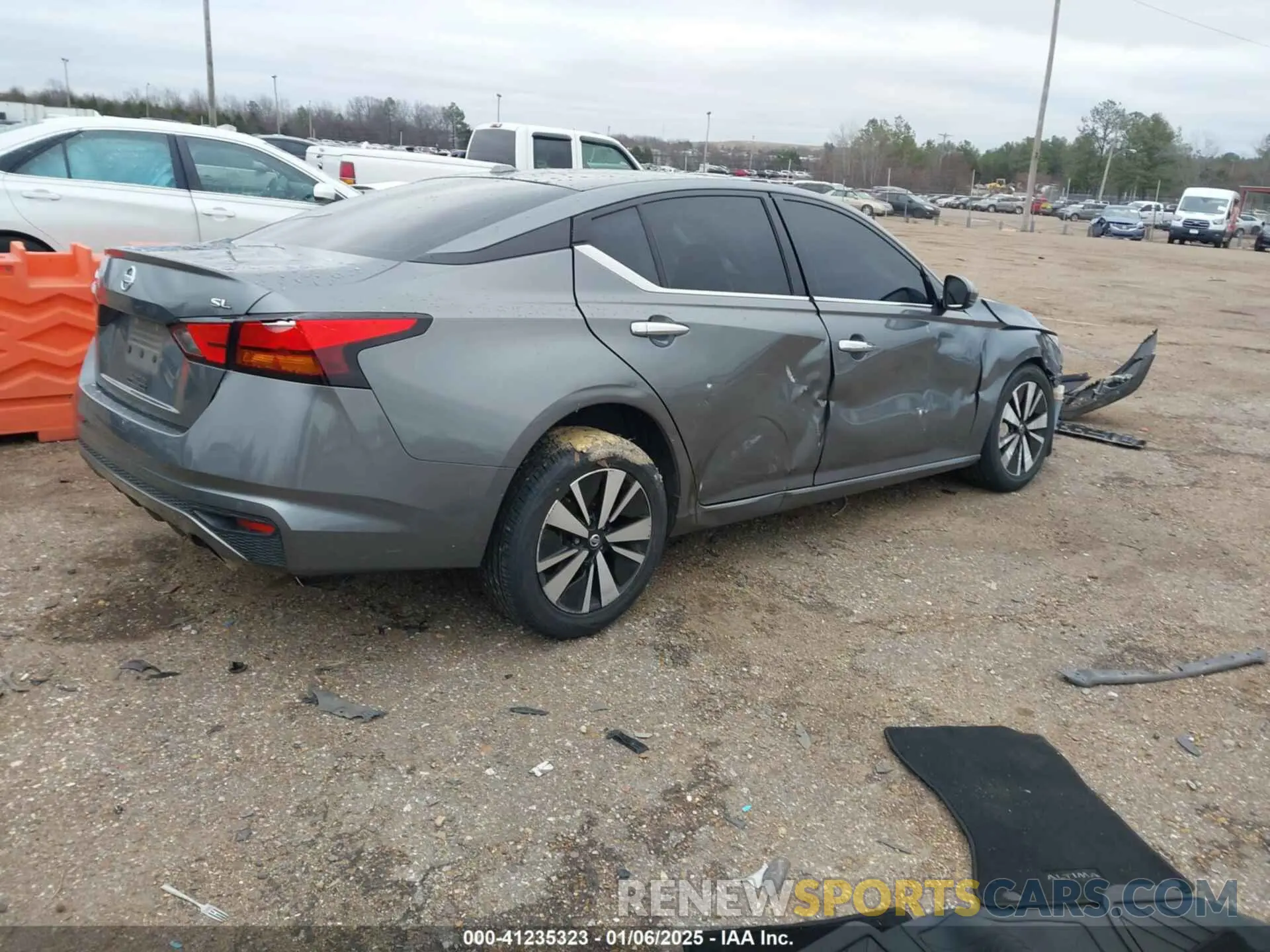 4 fotografías del automóvil dañado 1N4BL4EV3KC151739 NISSAN ALTIMA 2019