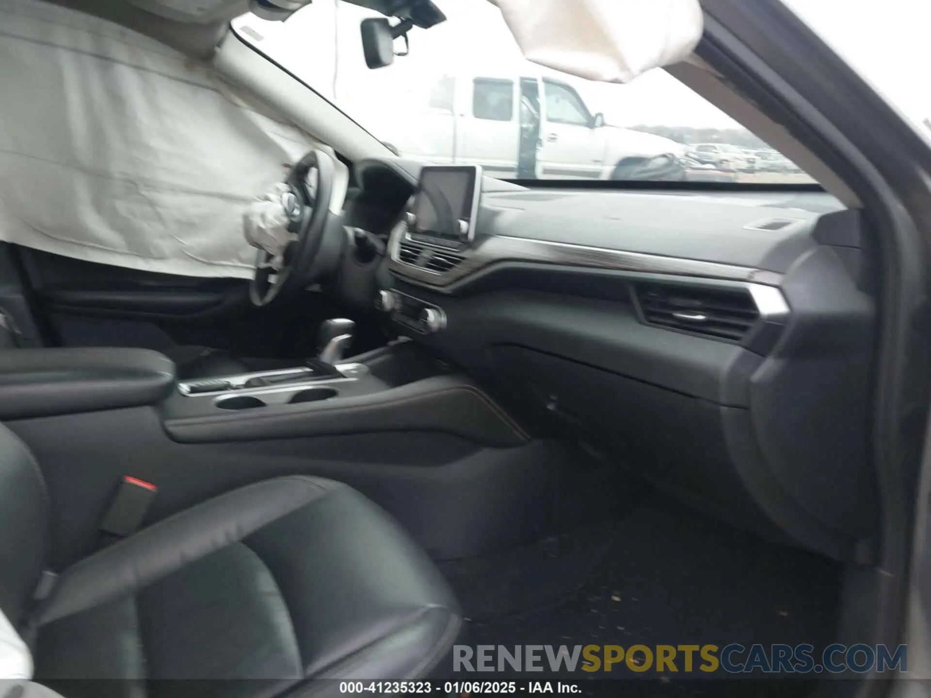 5 fotografías del automóvil dañado 1N4BL4EV3KC151739 NISSAN ALTIMA 2019