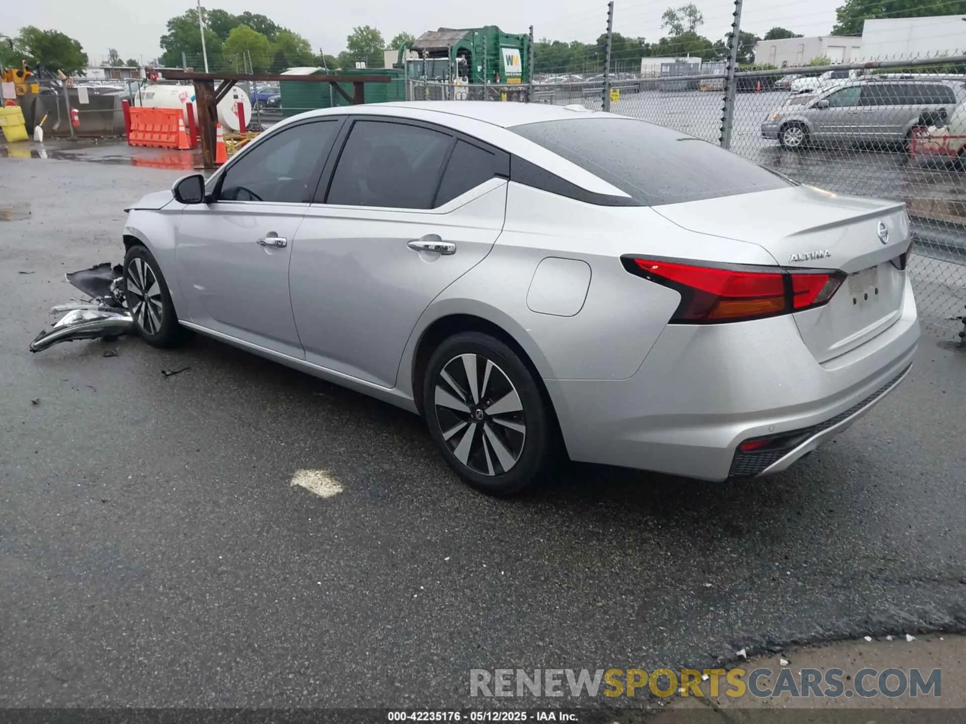 3 fotografías del automóvil dañado 1N4BL4EV3KC246575 NISSAN ALTIMA 2019