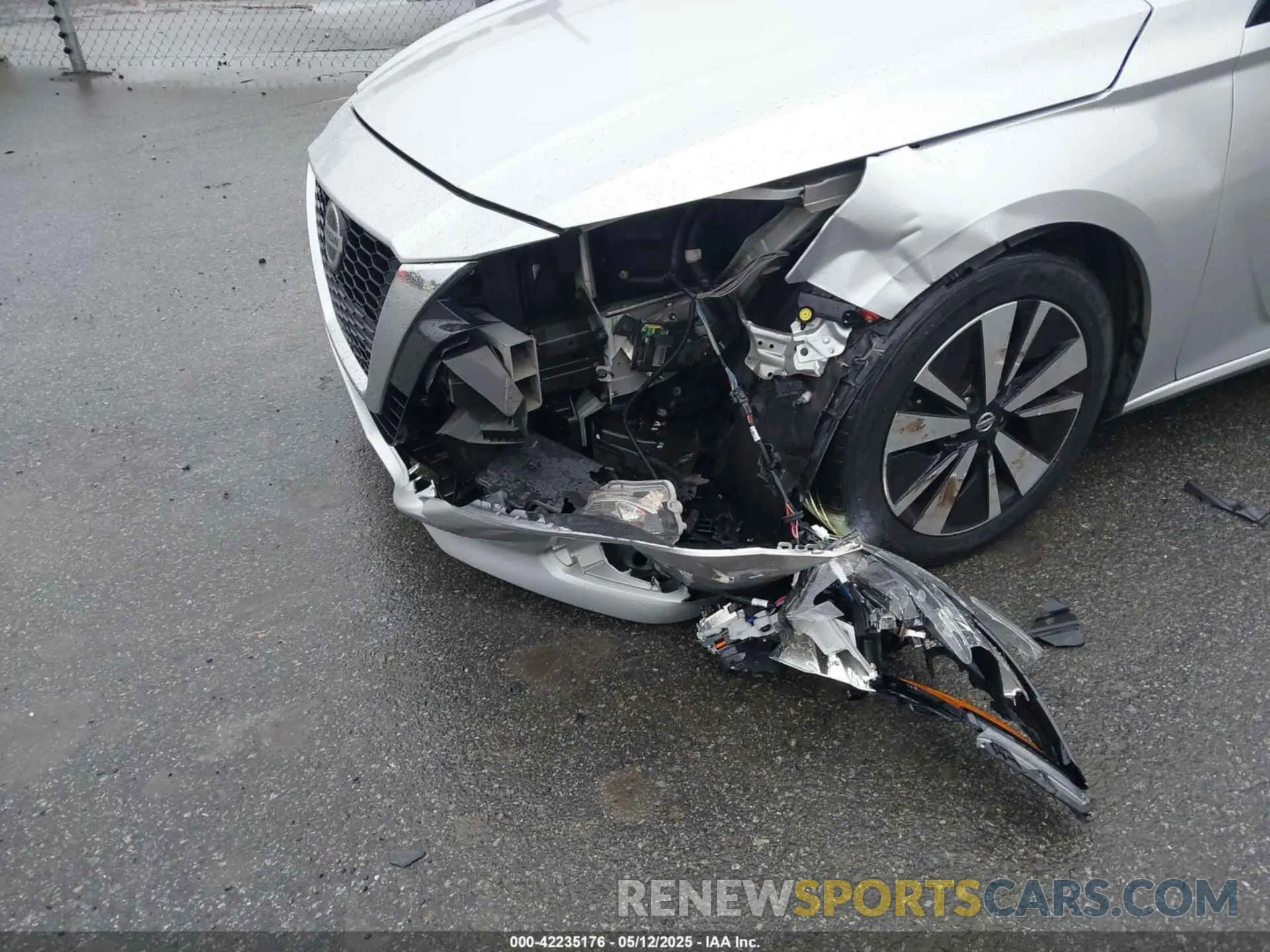 6 fotografías del automóvil dañado 1N4BL4EV3KC246575 NISSAN ALTIMA 2019