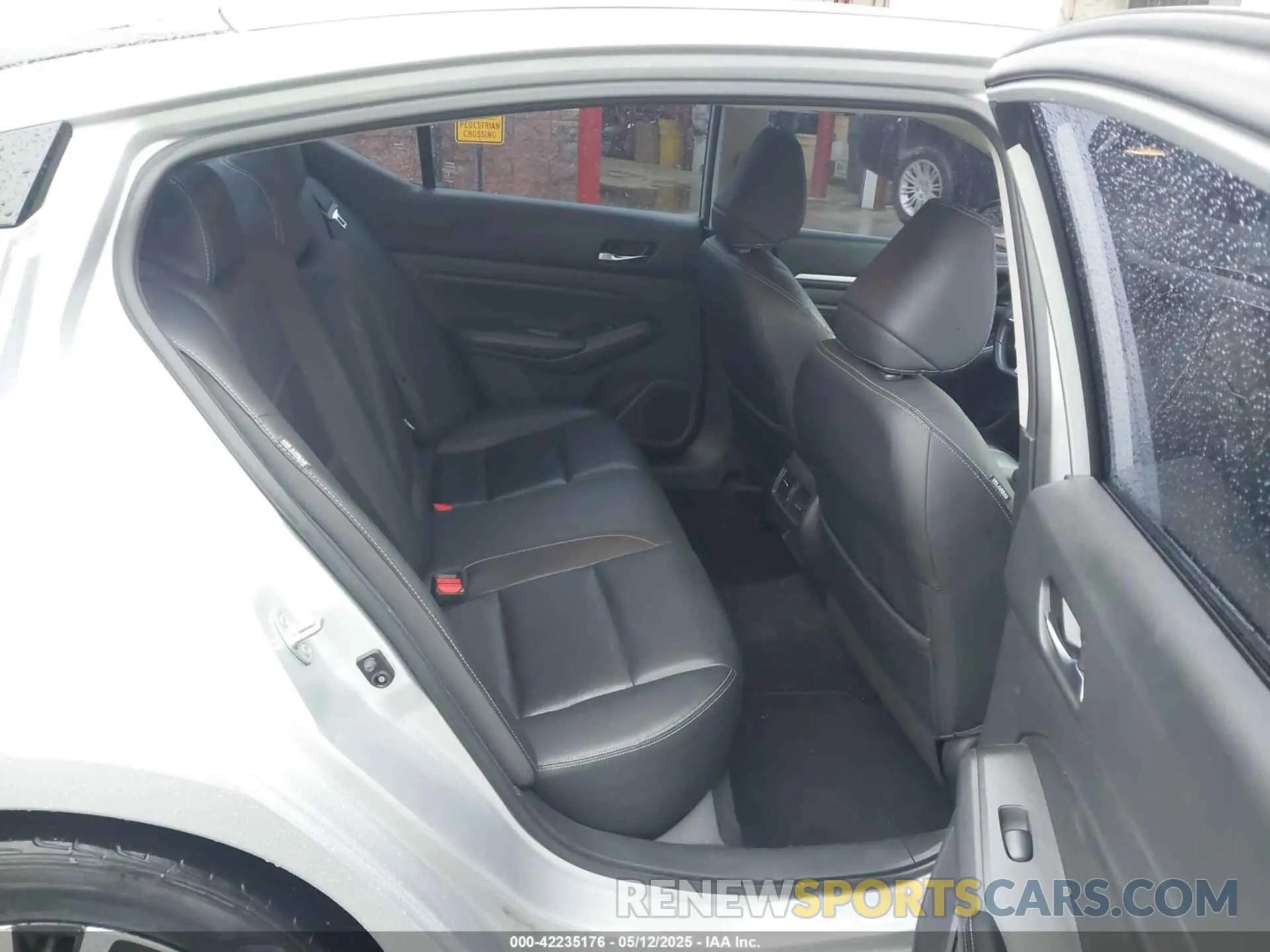 8 fotografías del automóvil dañado 1N4BL4EV3KC246575 NISSAN ALTIMA 2019