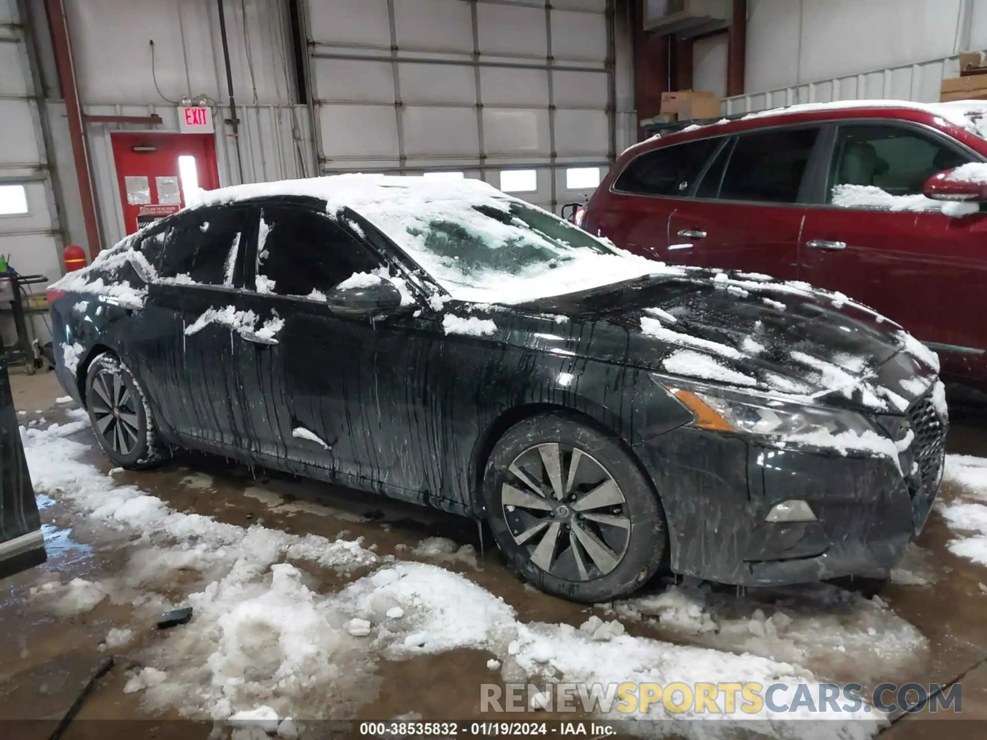 13 fotografías del automóvil dañado 1N4BL4EV4KC193000 NISSAN ALTIMA 2019