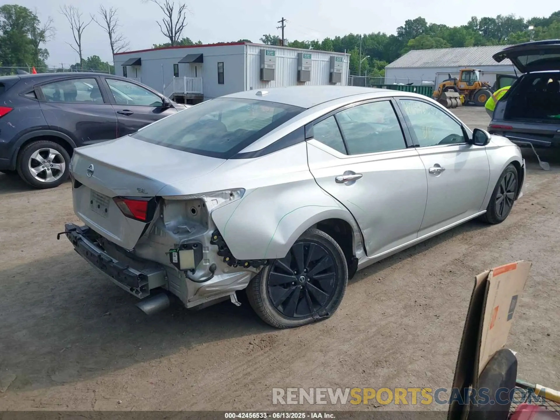 4 fotografías del automóvil dañado 1N4BL4EV4KC193191 NISSAN ALTIMA 2019