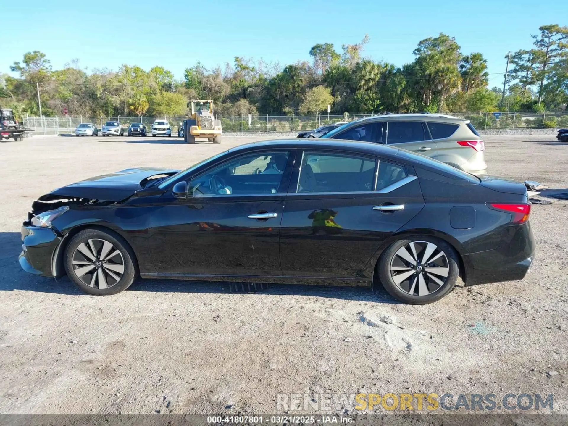 15 fotografías del automóvil dañado 1N4BL4EV4KC207767 NISSAN ALTIMA 2019