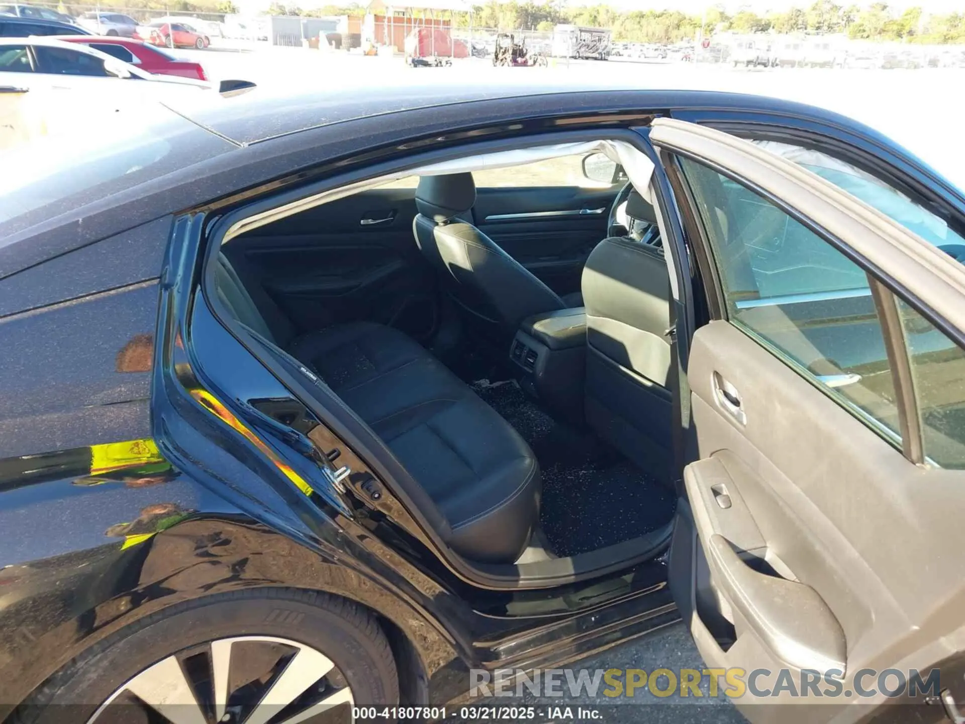 8 fotografías del automóvil dañado 1N4BL4EV4KC207767 NISSAN ALTIMA 2019