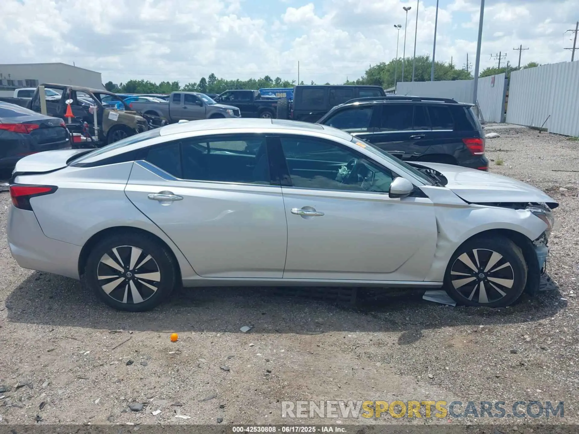 14 fotografías del automóvil dañado 1N4BL4EV4KC256855 NISSAN ALTIMA 2019