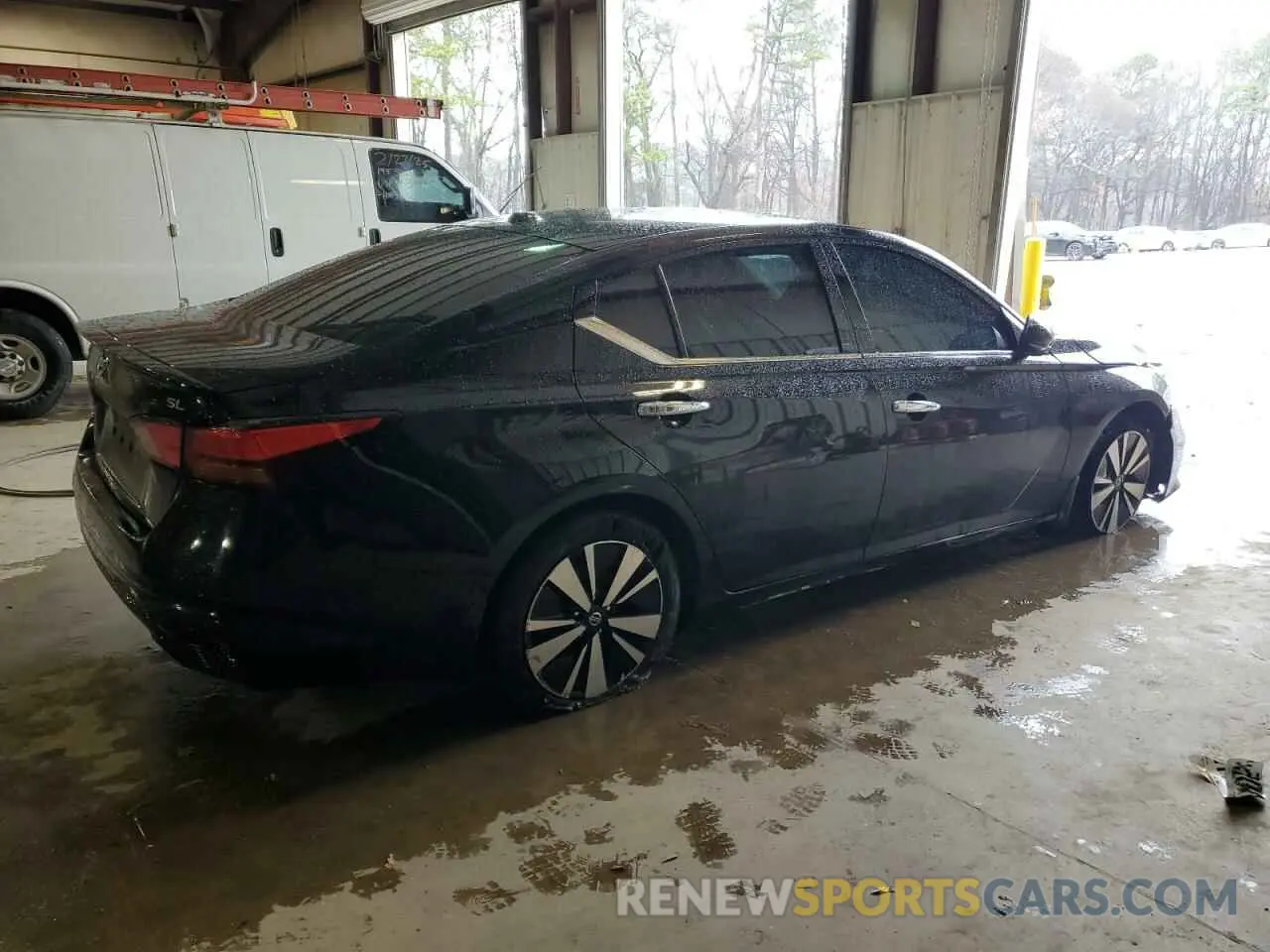 3 fotografías del automóvil dañado 1N4BL4EV5KC119634 NISSAN ALTIMA 2019