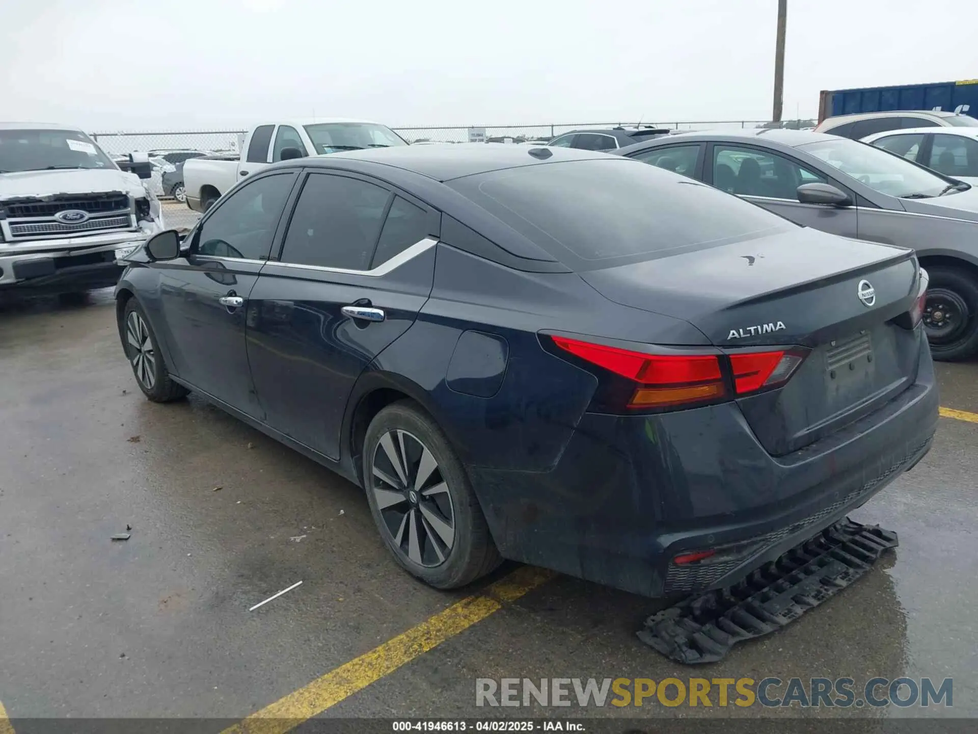 3 fotografías del automóvil dañado 1N4BL4EV5KC129242 NISSAN ALTIMA 2019