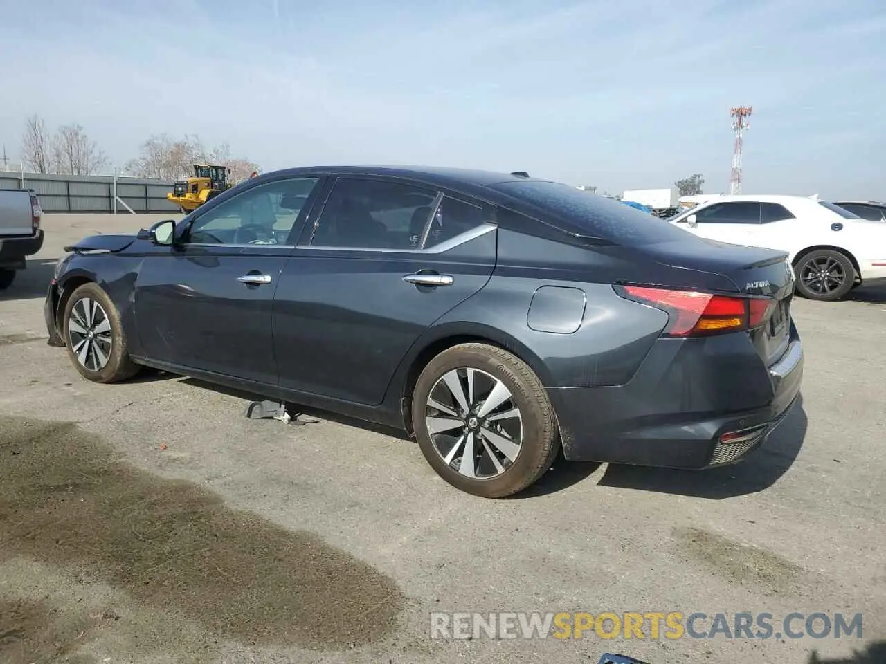 2 fotografías del automóvil dañado 1N4BL4EV7KC130571 NISSAN ALTIMA 2019