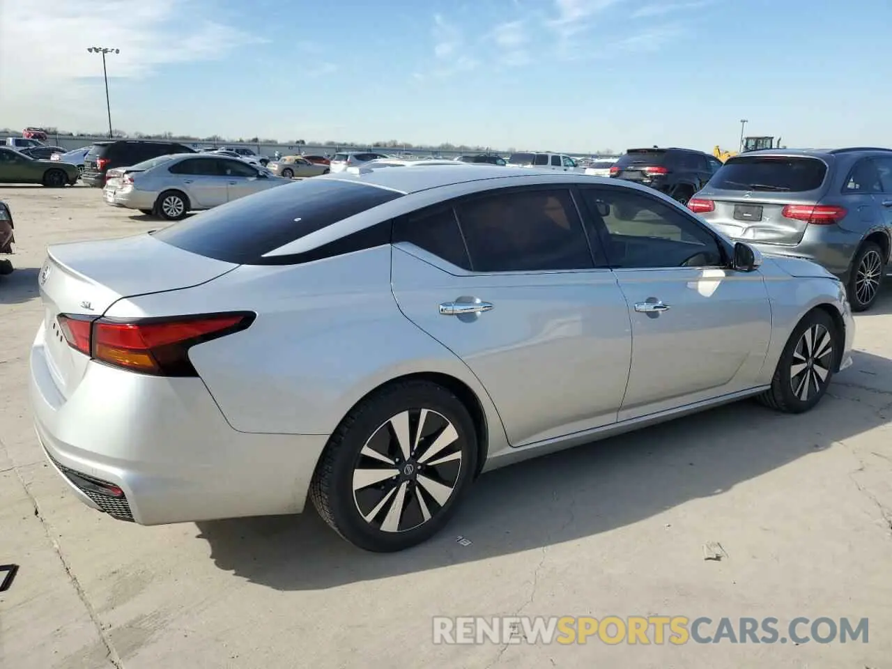 3 fotografías del automóvil dañado 1N4BL4EV7KC233473 NISSAN ALTIMA 2019