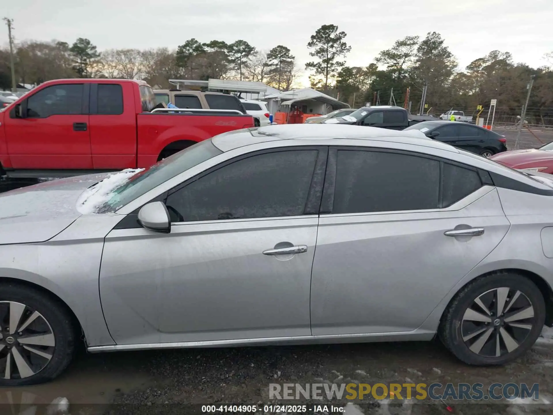 14 fotografías del automóvil dañado 1N4BL4EV8KC185806 NISSAN ALTIMA 2019