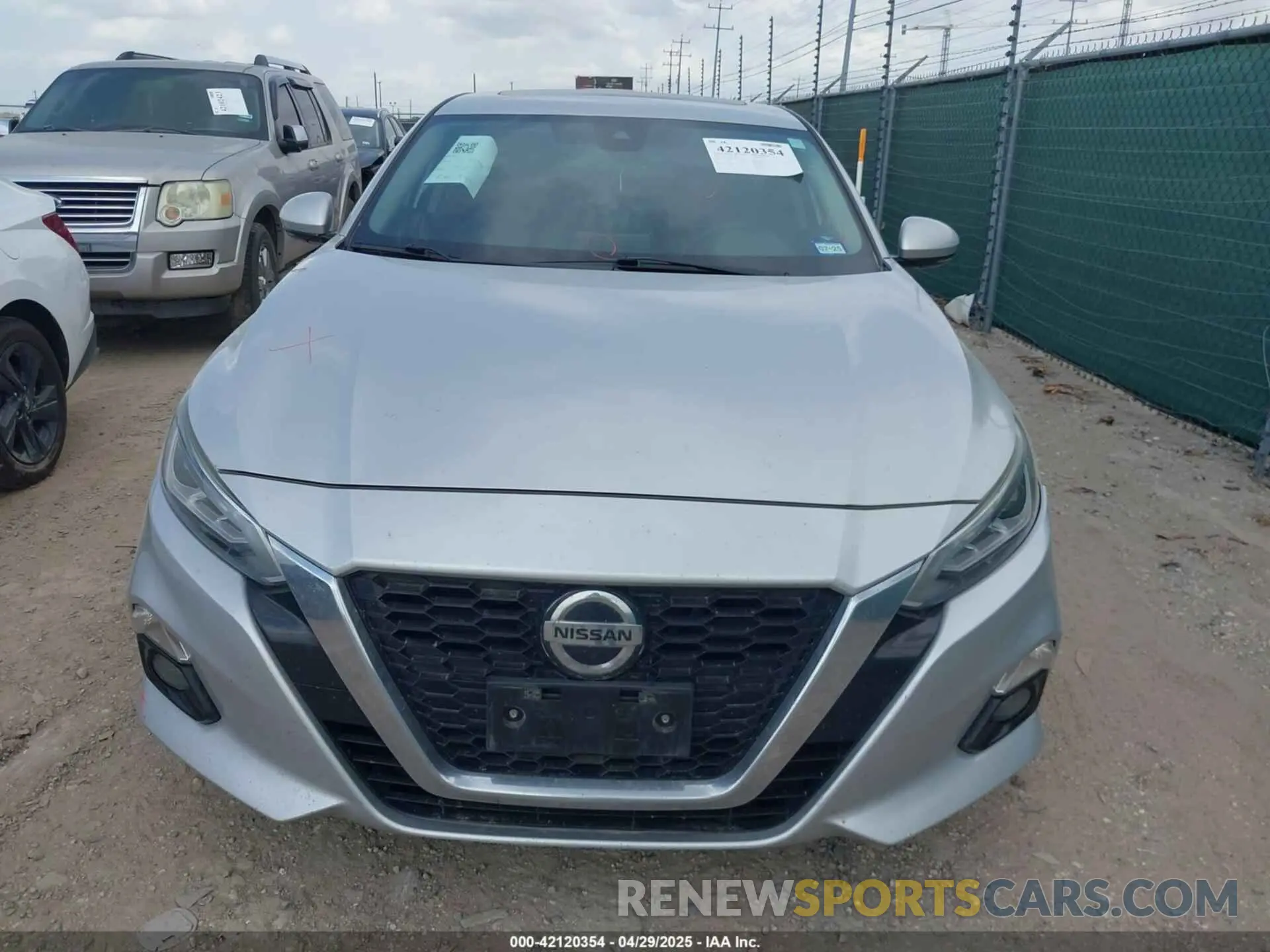 12 fotografías del automóvil dañado 1N4BL4EV8KC189905 NISSAN ALTIMA 2019