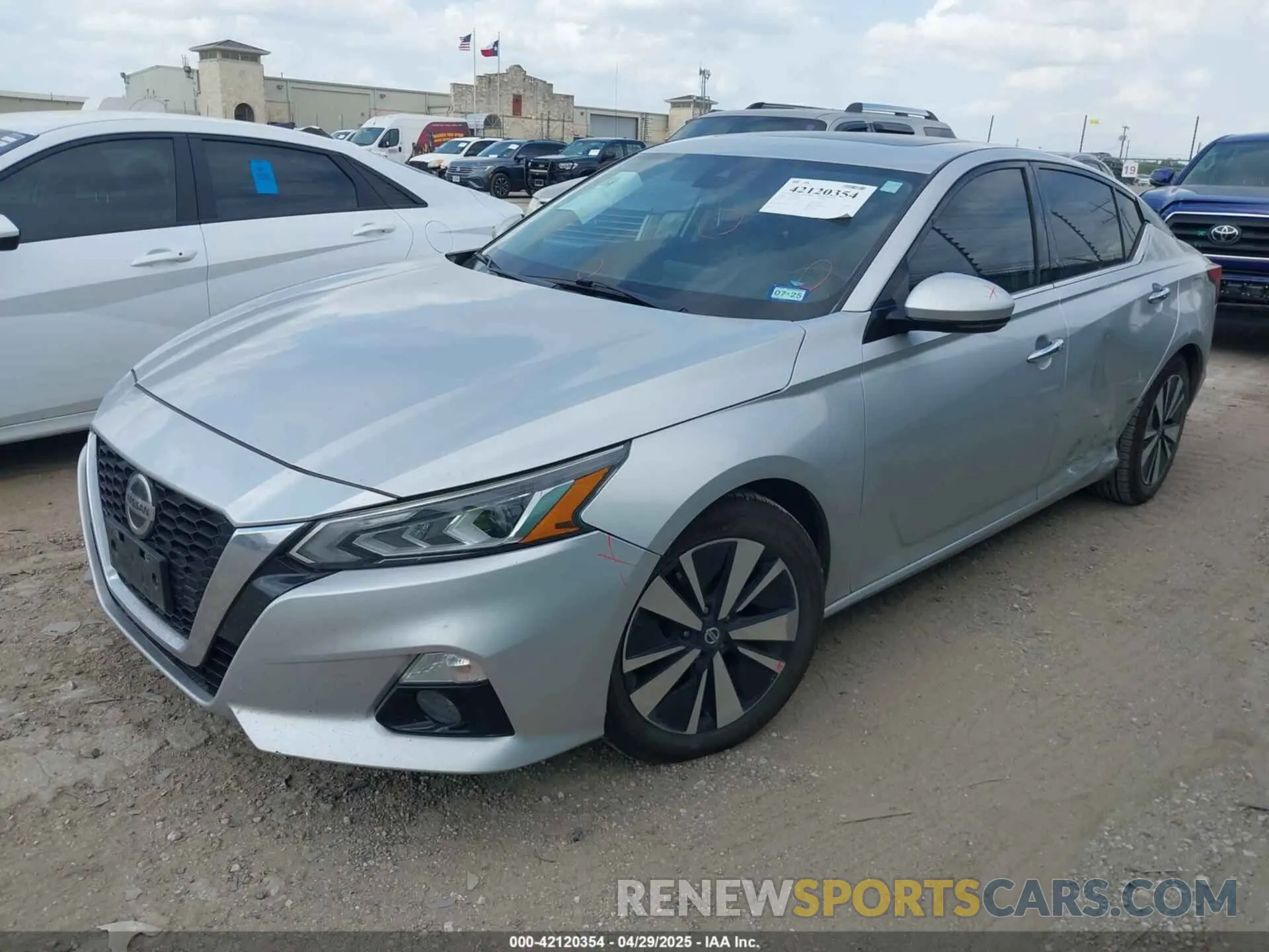 2 fotografías del automóvil dañado 1N4BL4EV8KC189905 NISSAN ALTIMA 2019