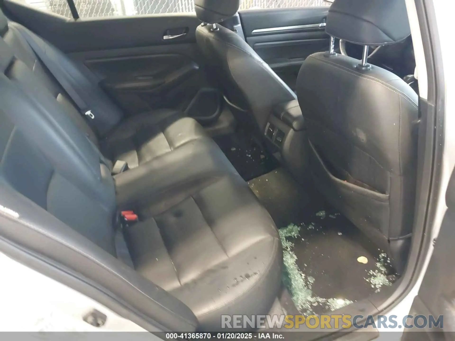 8 fotografías del automóvil dañado 1N4BL4EV8KC216553 NISSAN ALTIMA 2019