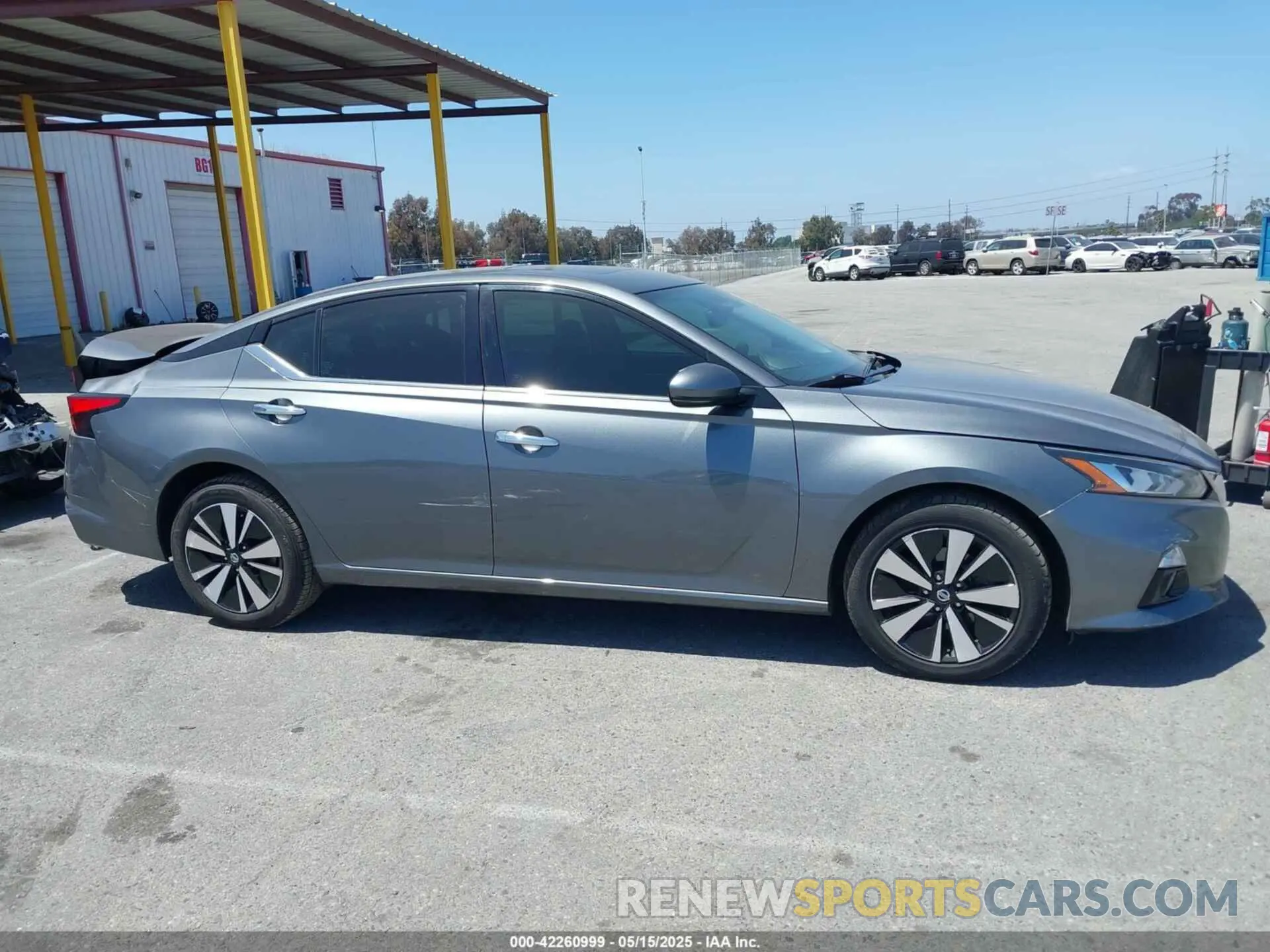 12 fotografías del automóvil dañado 1N4BL4EV8KC259841 NISSAN ALTIMA 2019