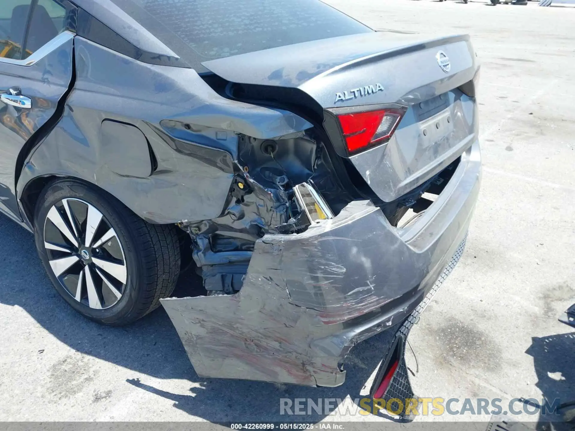 6 fotografías del automóvil dañado 1N4BL4EV8KC259841 NISSAN ALTIMA 2019