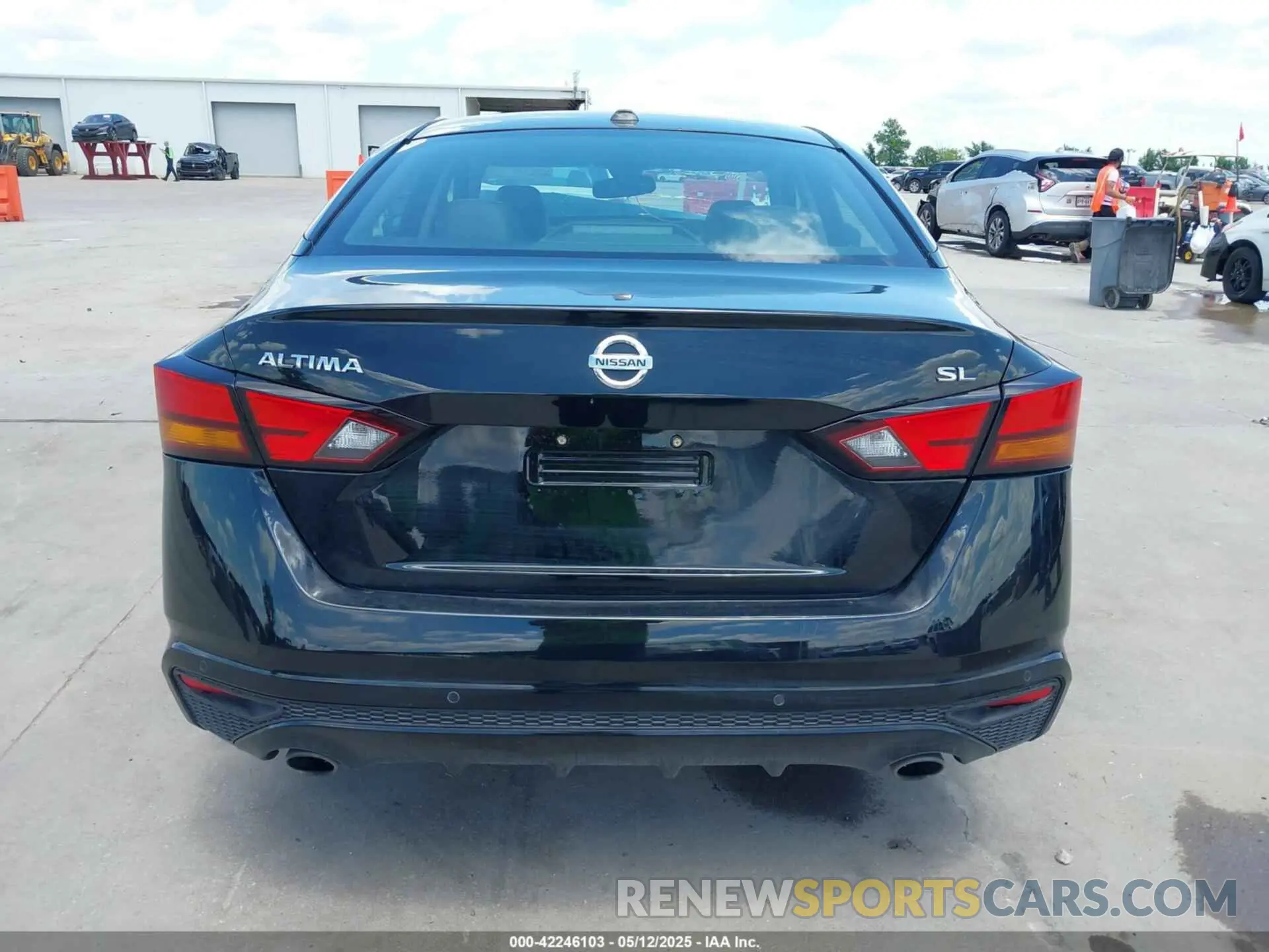 17 fotografías del automóvil dañado 1N4BL4EV9KC224015 NISSAN ALTIMA 2019