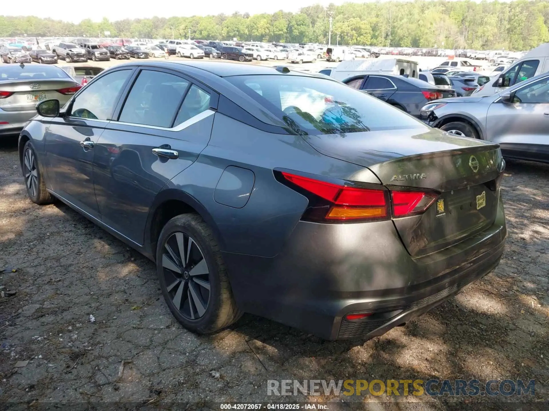 3 fotografías del automóvil dañado 1N4BL4EV9KC229456 NISSAN ALTIMA 2019
