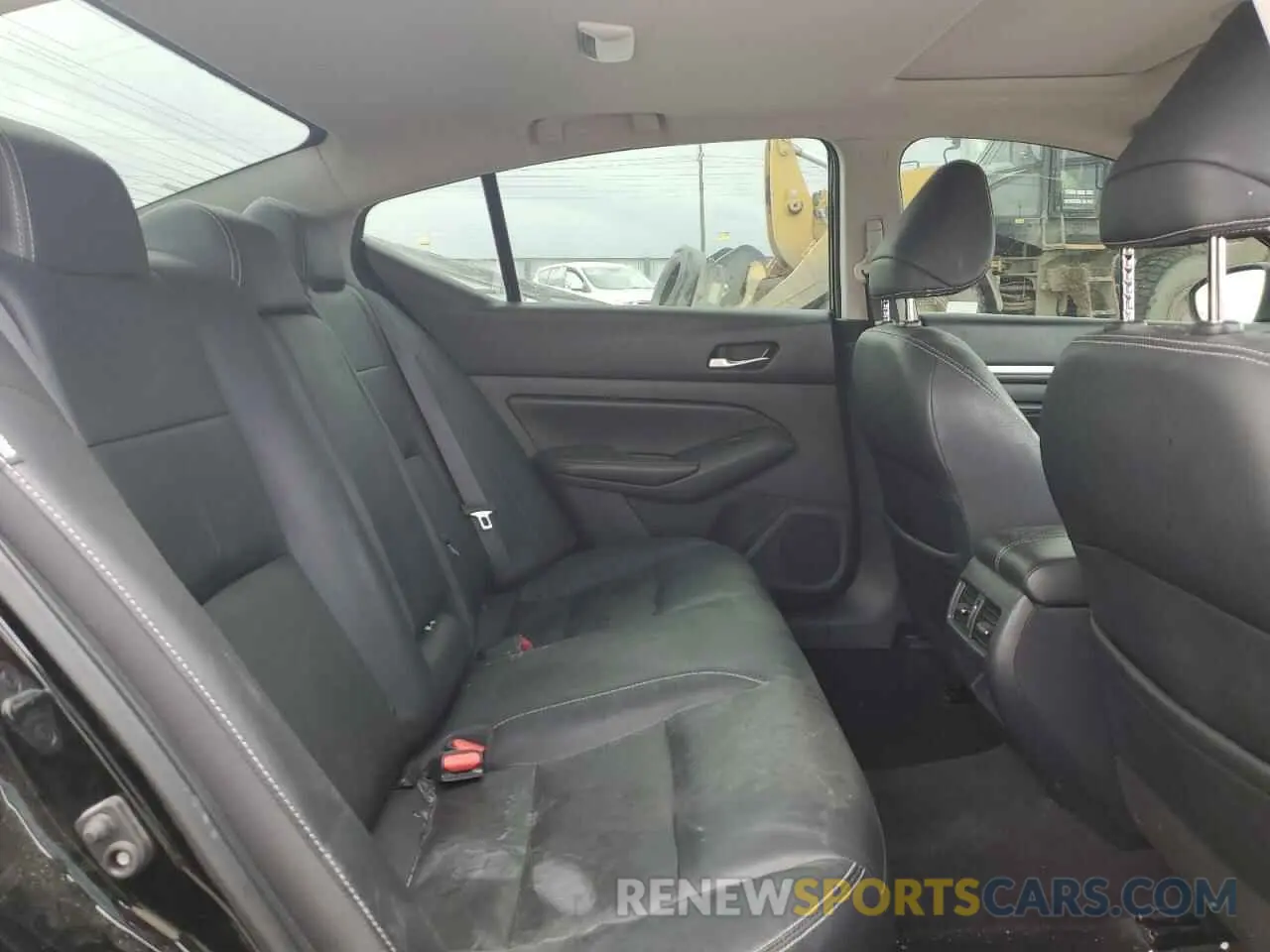 10 fotografías del automóvil dañado 1N4BL4EV9KC258116 NISSAN ALTIMA 2019