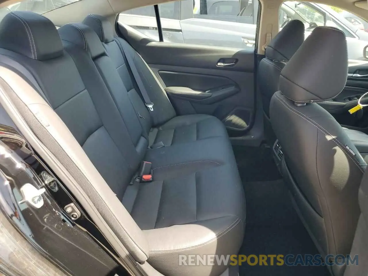 10 fotografías del automóvil dañado 1N4BL4EV9KC259430 NISSAN ALTIMA 2019