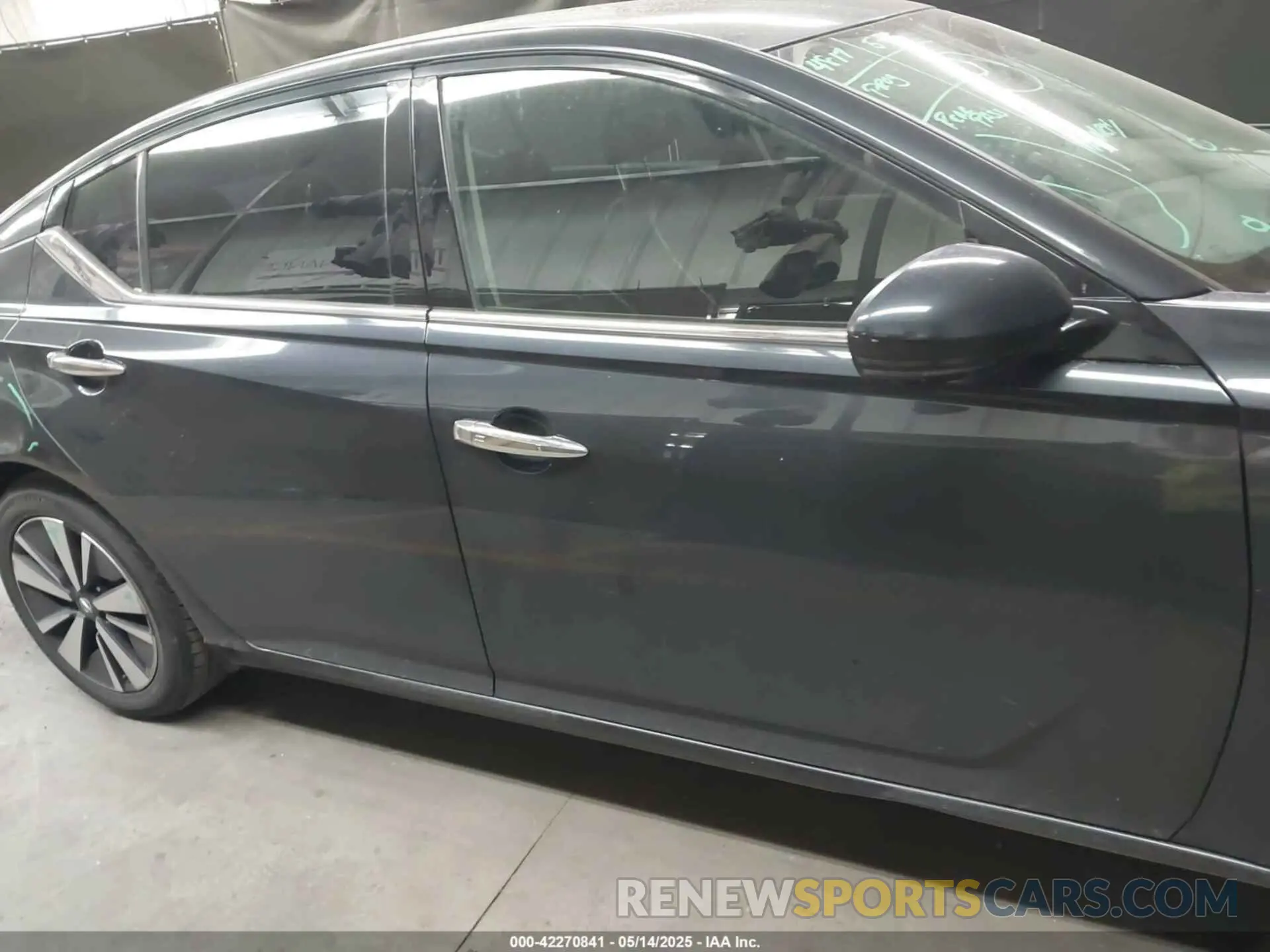 13 fotografías del automóvil dañado 1N4BL4EVXKC240546 NISSAN ALTIMA 2019
