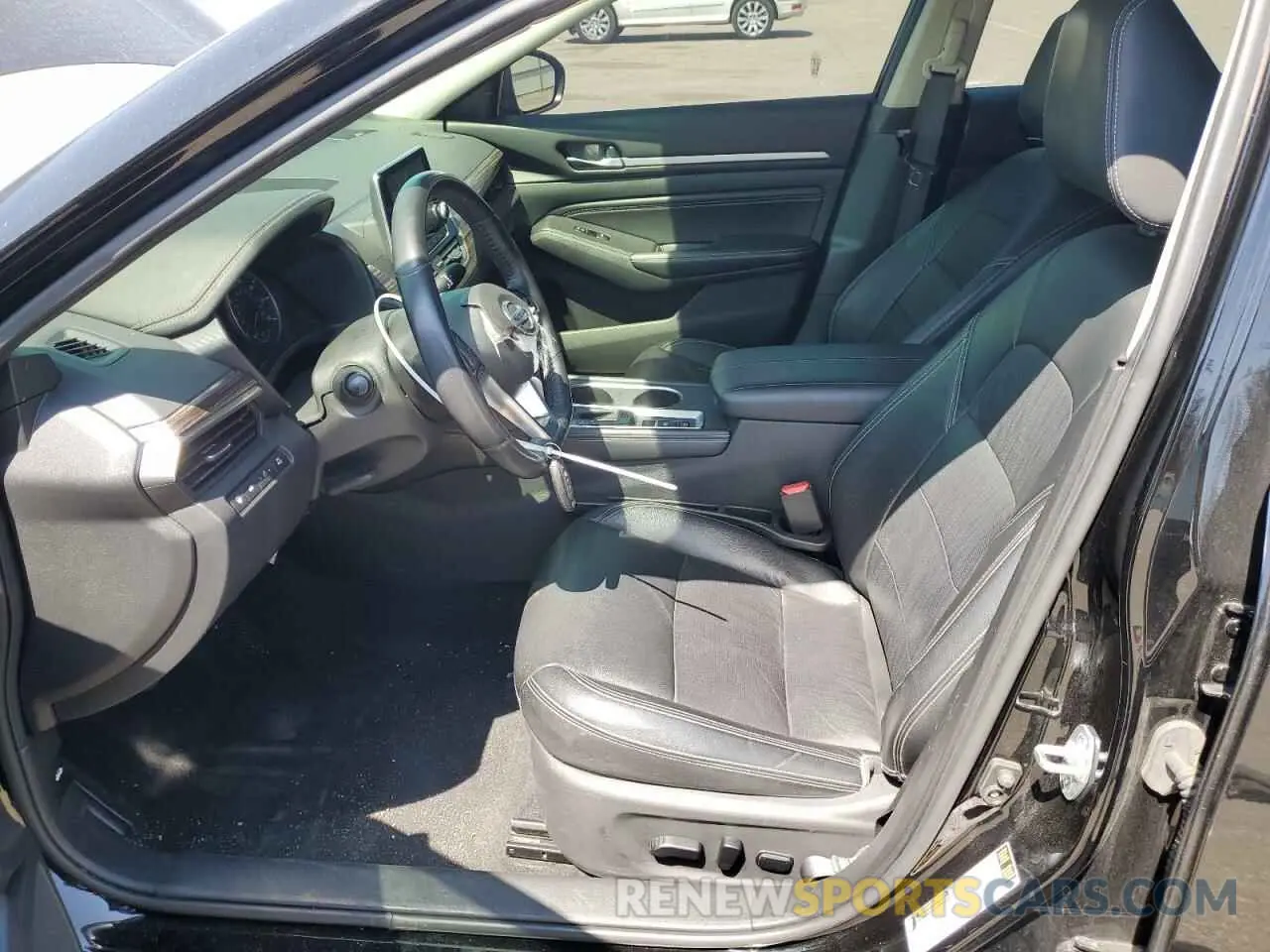 7 fotografías del automóvil dañado 1N4BL4EW3KN314256 NISSAN ALTIMA 2019