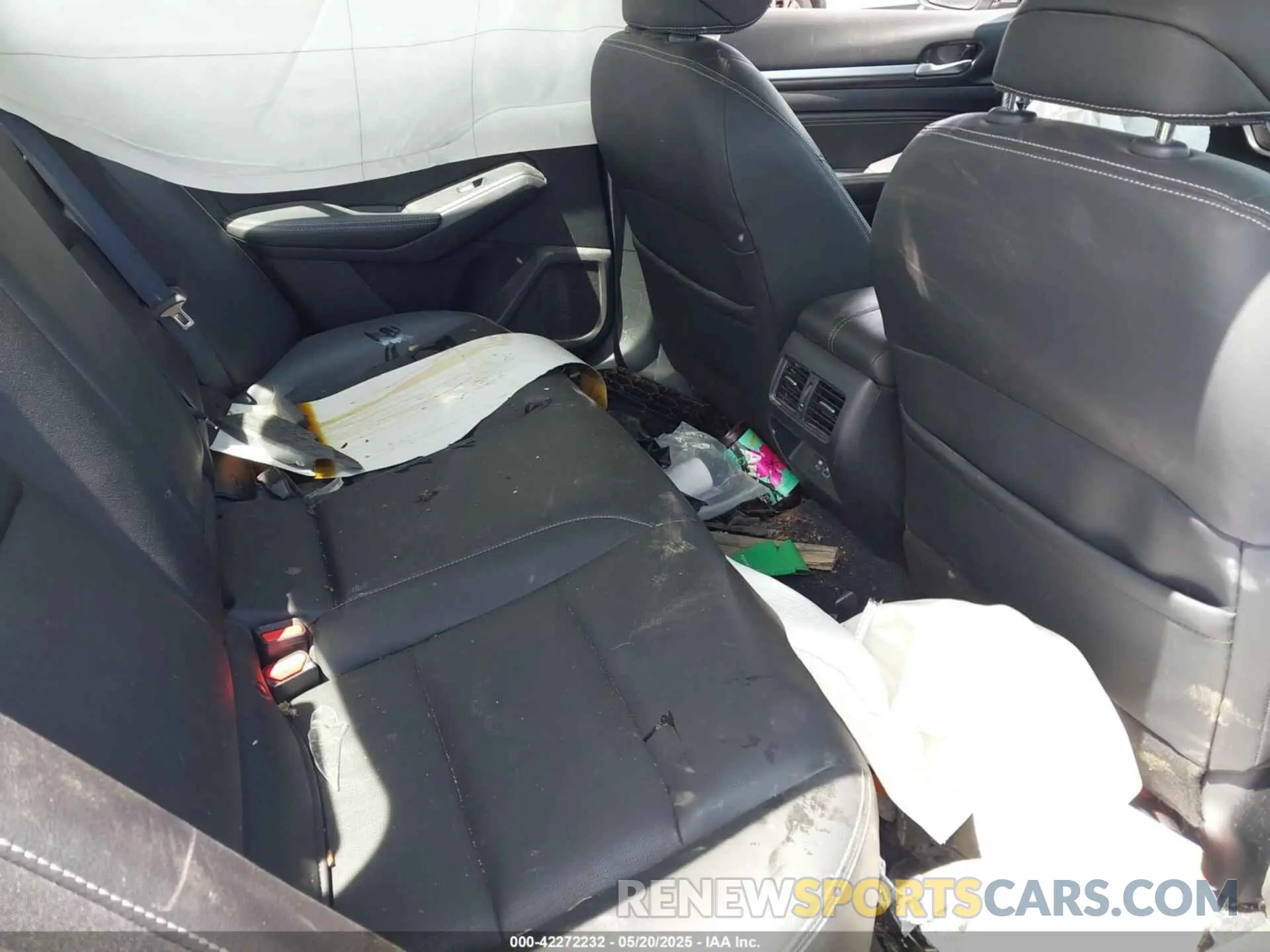 8 fotografías del automóvil dañado 1N4BL4EW5KC172679 NISSAN ALTIMA 2019