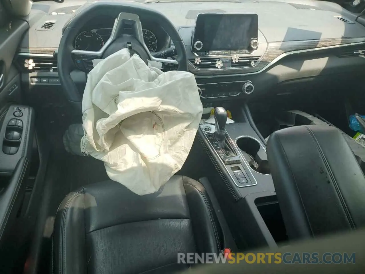 8 fotografías del automóvil dañado 1N4BL4FV1KC103980 NISSAN ALTIMA 2019