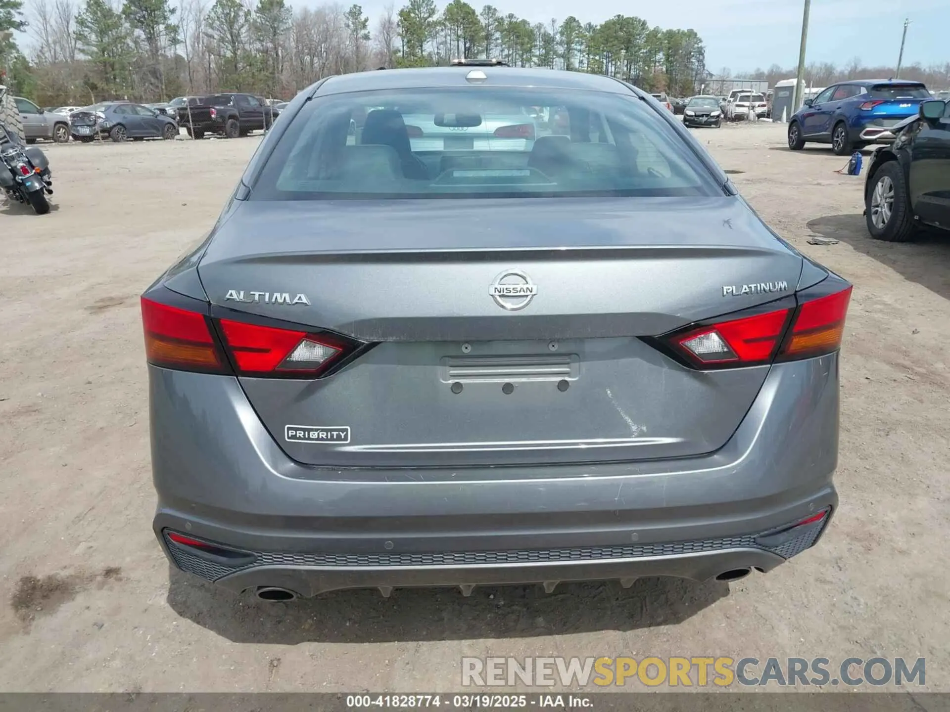 16 fotografías del automóvil dañado 1N4BL4FV1KC104563 NISSAN ALTIMA 2019
