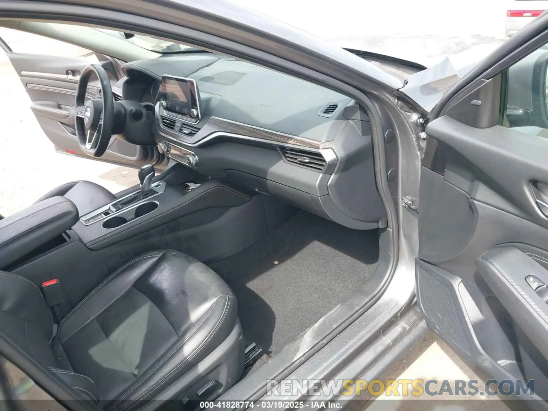 5 fotografías del automóvil dañado 1N4BL4FV1KC104563 NISSAN ALTIMA 2019