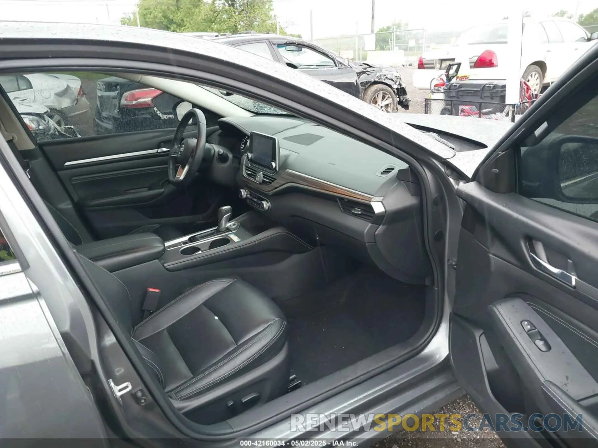 5 fotografías del automóvil dañado 1N4BL4FV2KC102742 NISSAN ALTIMA 2019