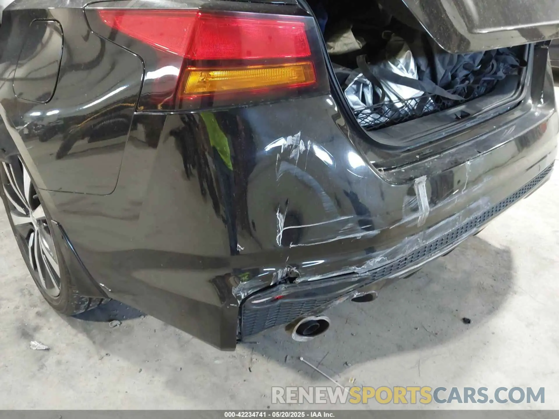 16 fotografías del automóvil dañado 1N4BL4FV4KC173456 NISSAN ALTIMA 2019