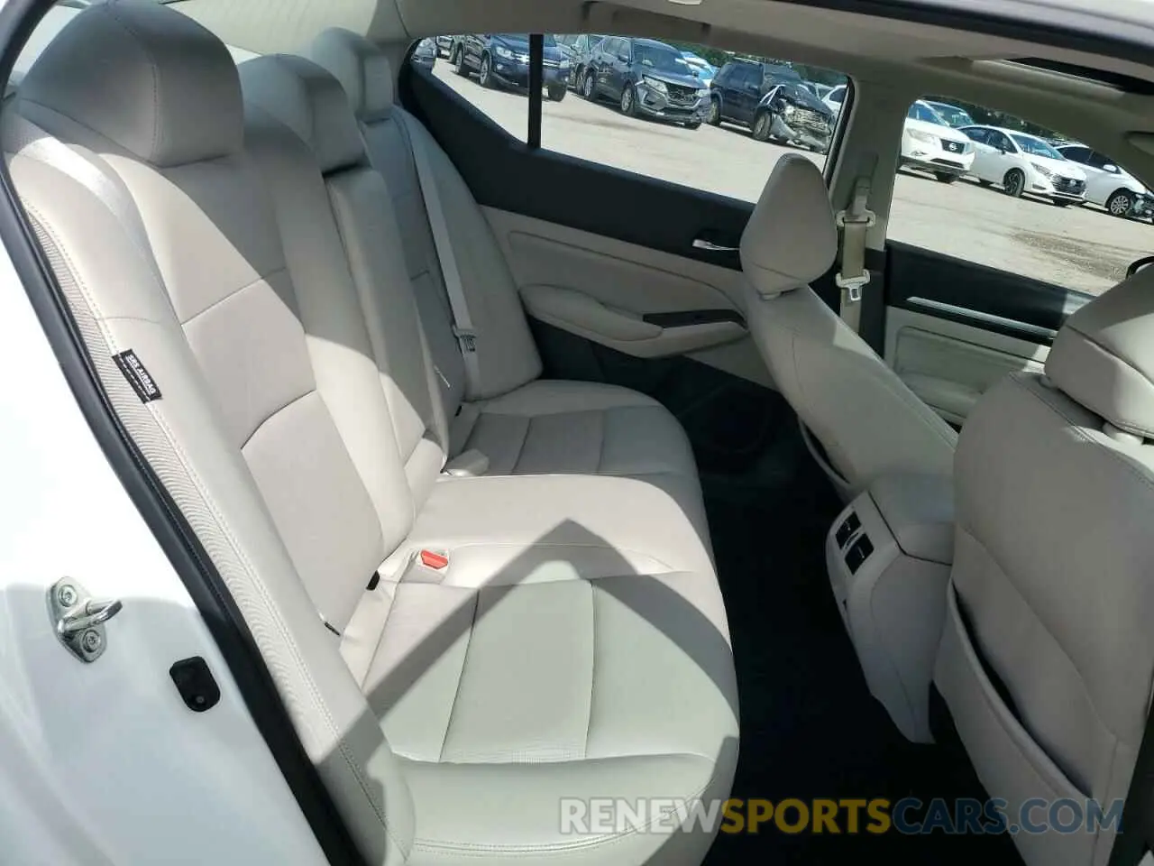10 fotografías del automóvil dañado 1N4BL4FV4KC200056 NISSAN ALTIMA 2019