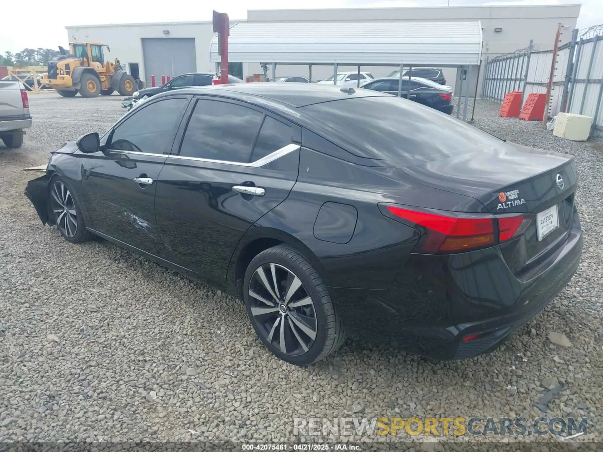 3 fotografías del automóvil dañado 1N4BL4FV6KC105773 NISSAN ALTIMA 2019