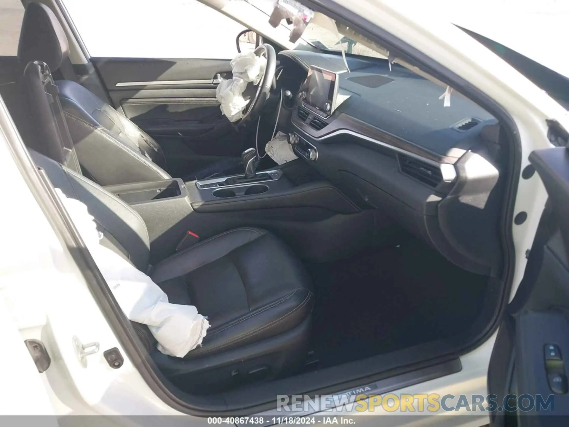 5 fotografías del automóvil dañado 1N4BL4FV7KC219605 NISSAN ALTIMA 2019
