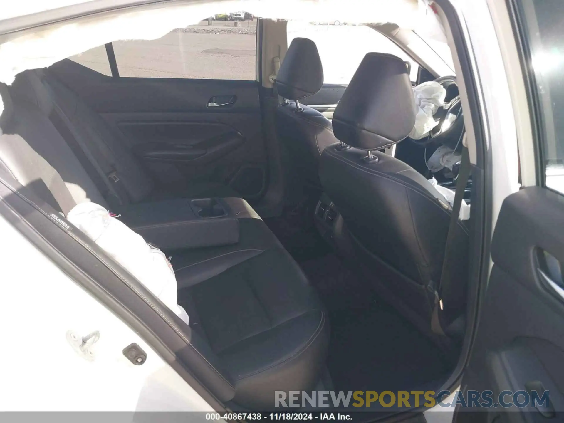 8 fotografías del automóvil dañado 1N4BL4FV7KC219605 NISSAN ALTIMA 2019