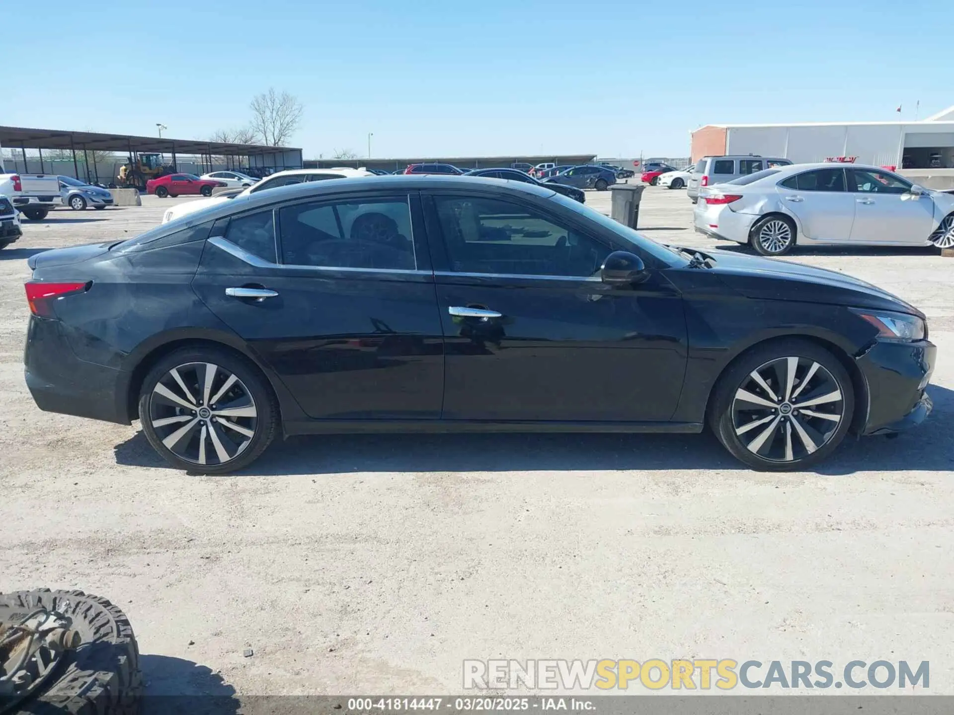 13 fotografías del automóvil dañado 1N4BL4FV9KC106514 NISSAN ALTIMA 2019