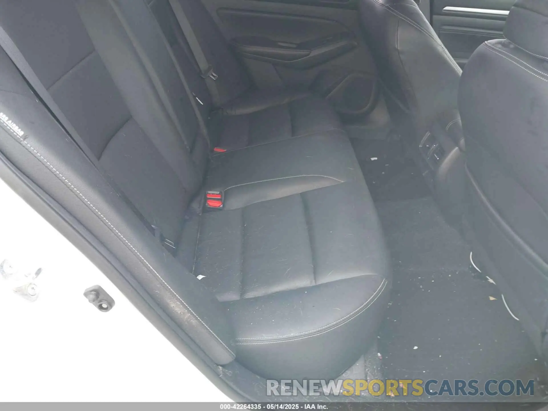 8 fotografías del automóvil dañado 1N4BL4FVXKC116940 NISSAN ALTIMA 2019