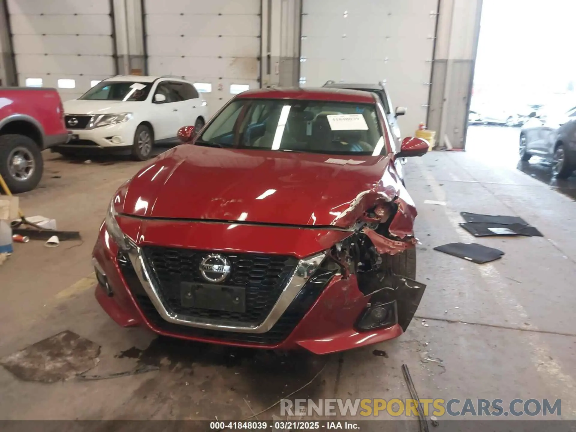 12 fotografías del automóvil dañado 1N4BL4FW9KN302661 NISSAN ALTIMA 2019