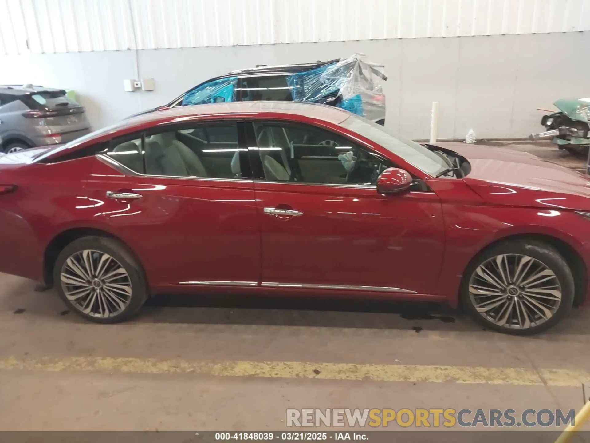 13 fotografías del automóvil dañado 1N4BL4FW9KN302661 NISSAN ALTIMA 2019
