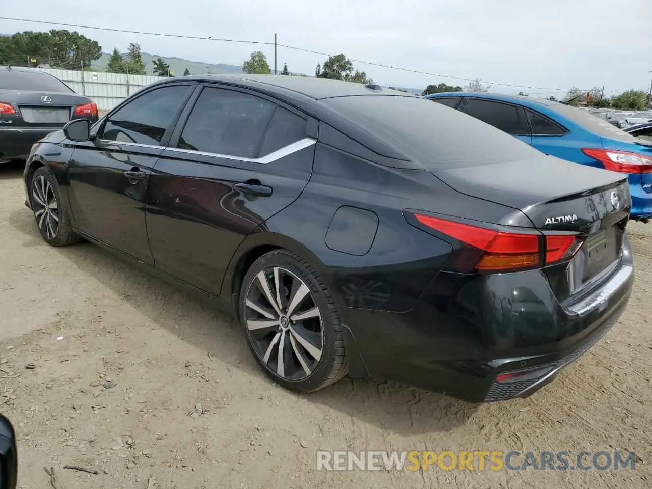 2 fotografías del automóvil dañado 1N4AL4CV0LC140679 NISSAN ALTIMA 2020