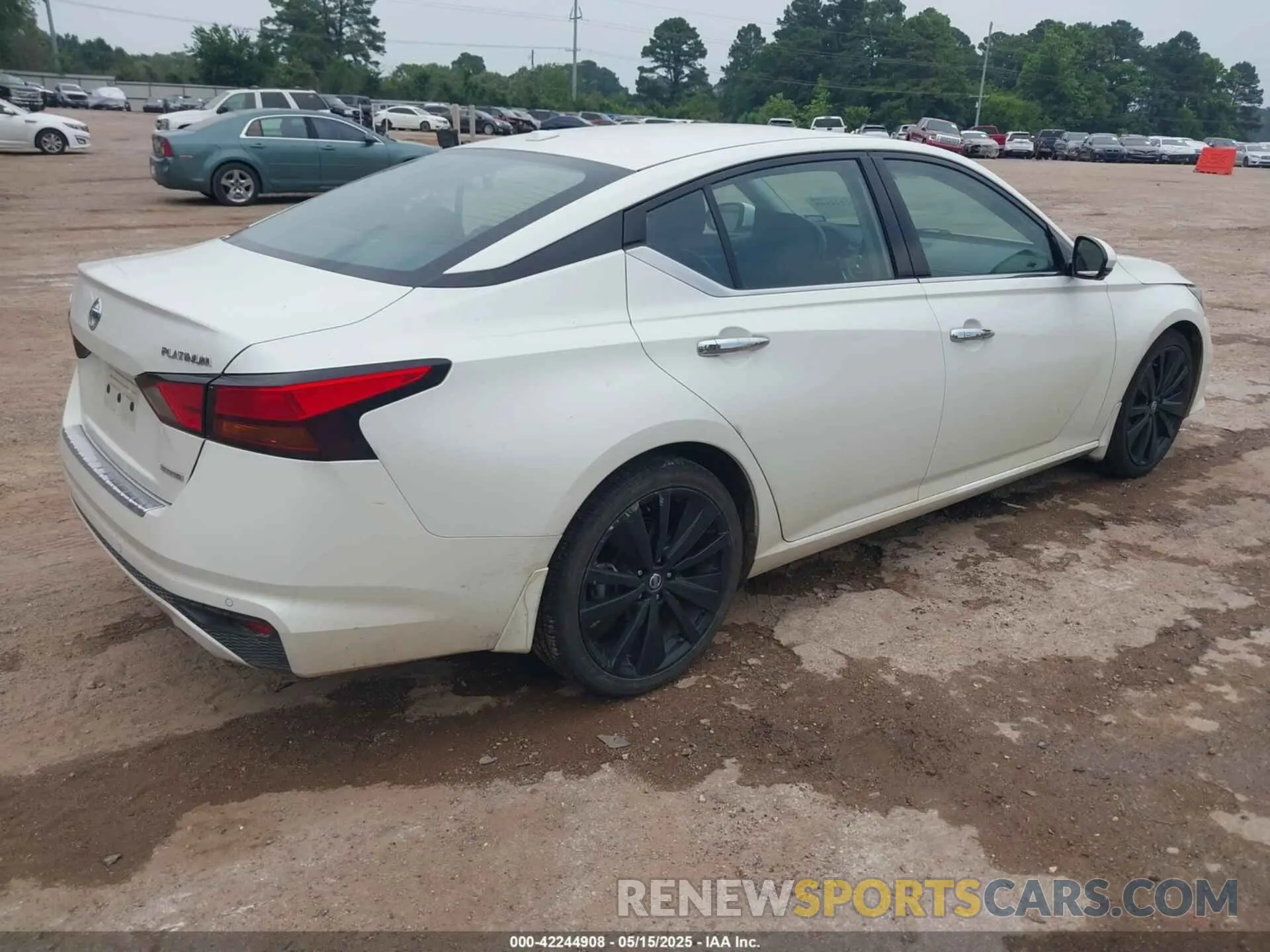 4 fotografías del automóvil dañado 1N4AL4FV3LN307438 NISSAN ALTIMA 2020