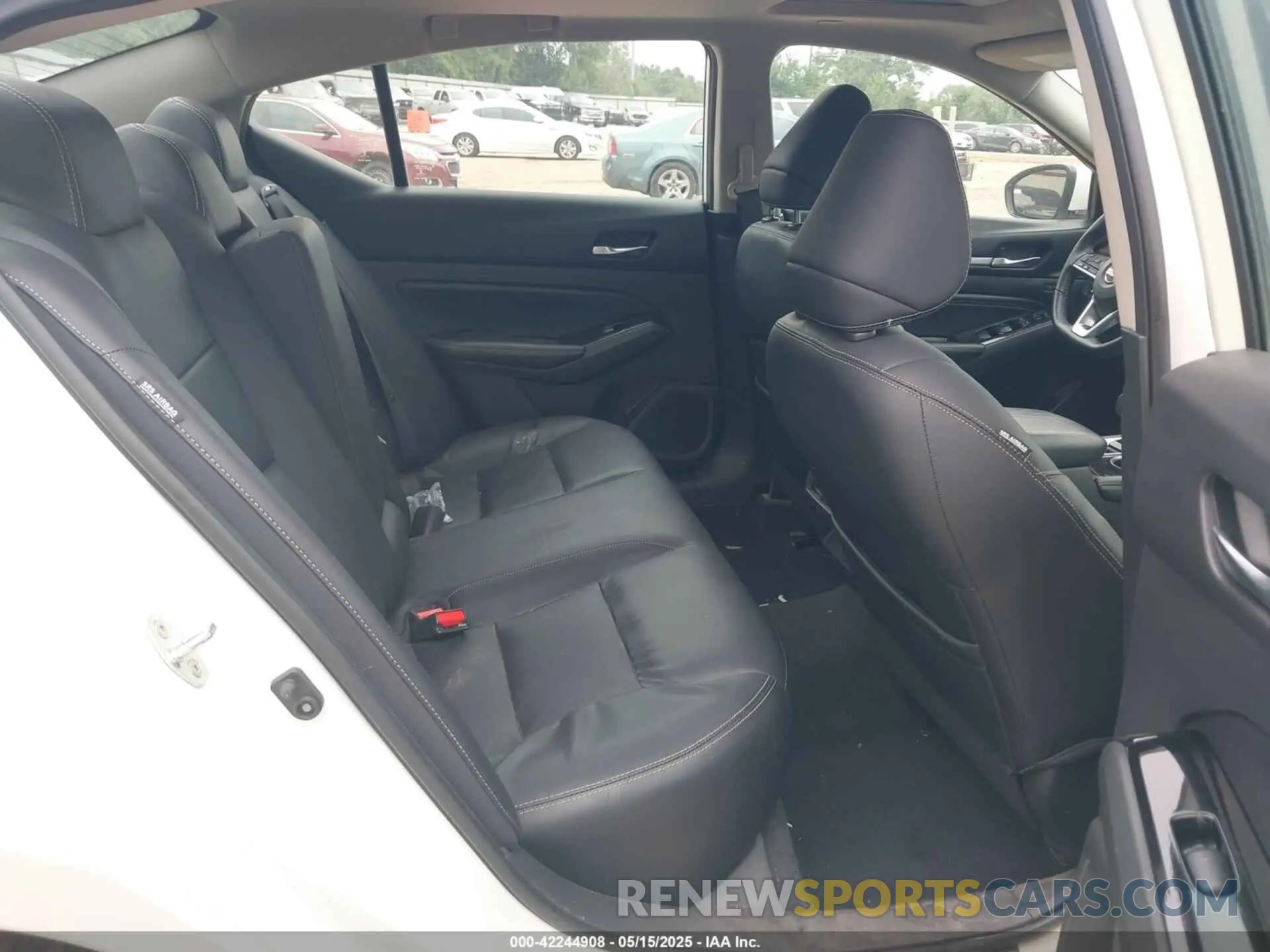 8 fotografías del automóvil dañado 1N4AL4FV3LN307438 NISSAN ALTIMA 2020